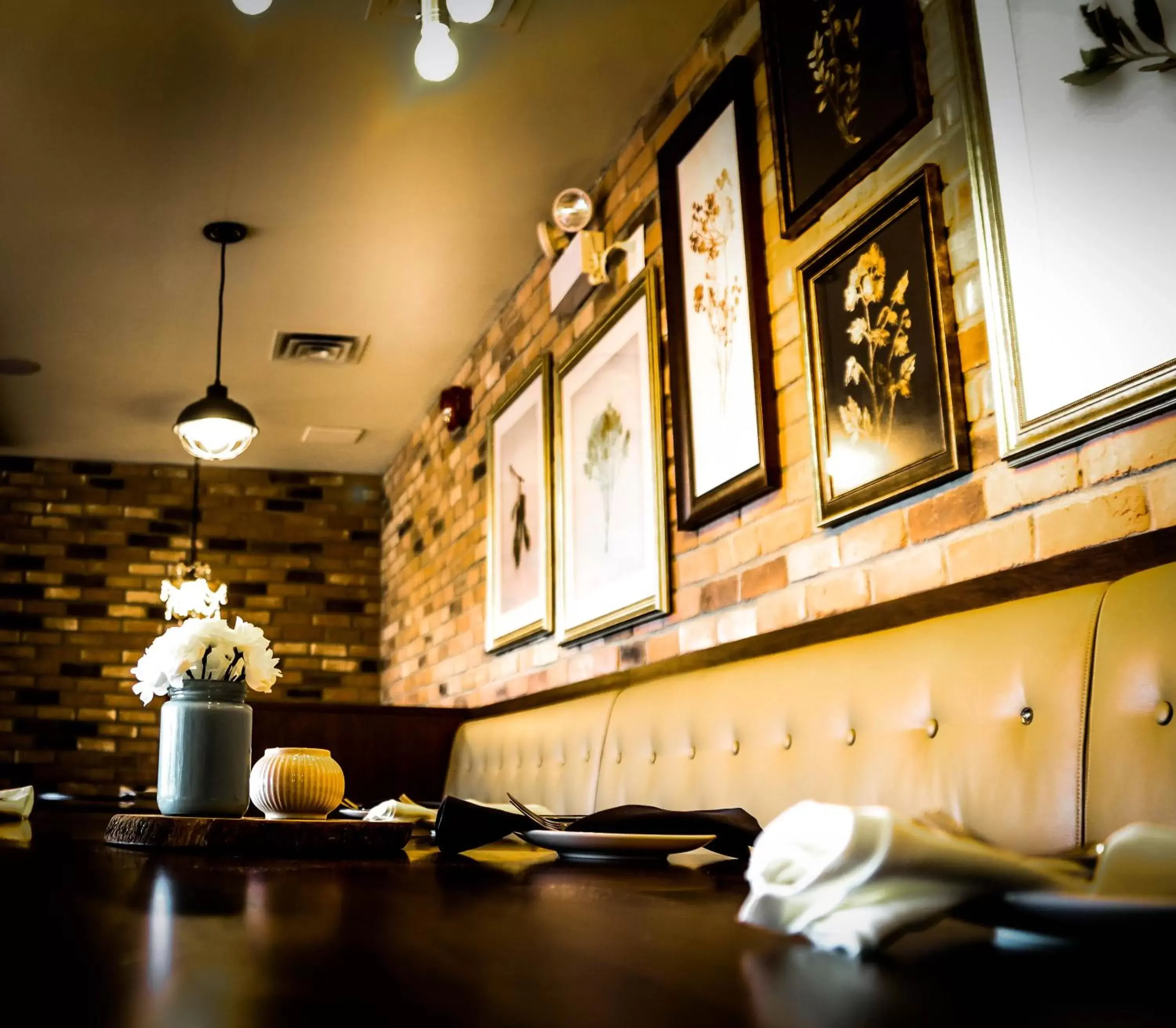 Restaurant/places to eat in Northumberland Heights Wellness Retreat & Spa