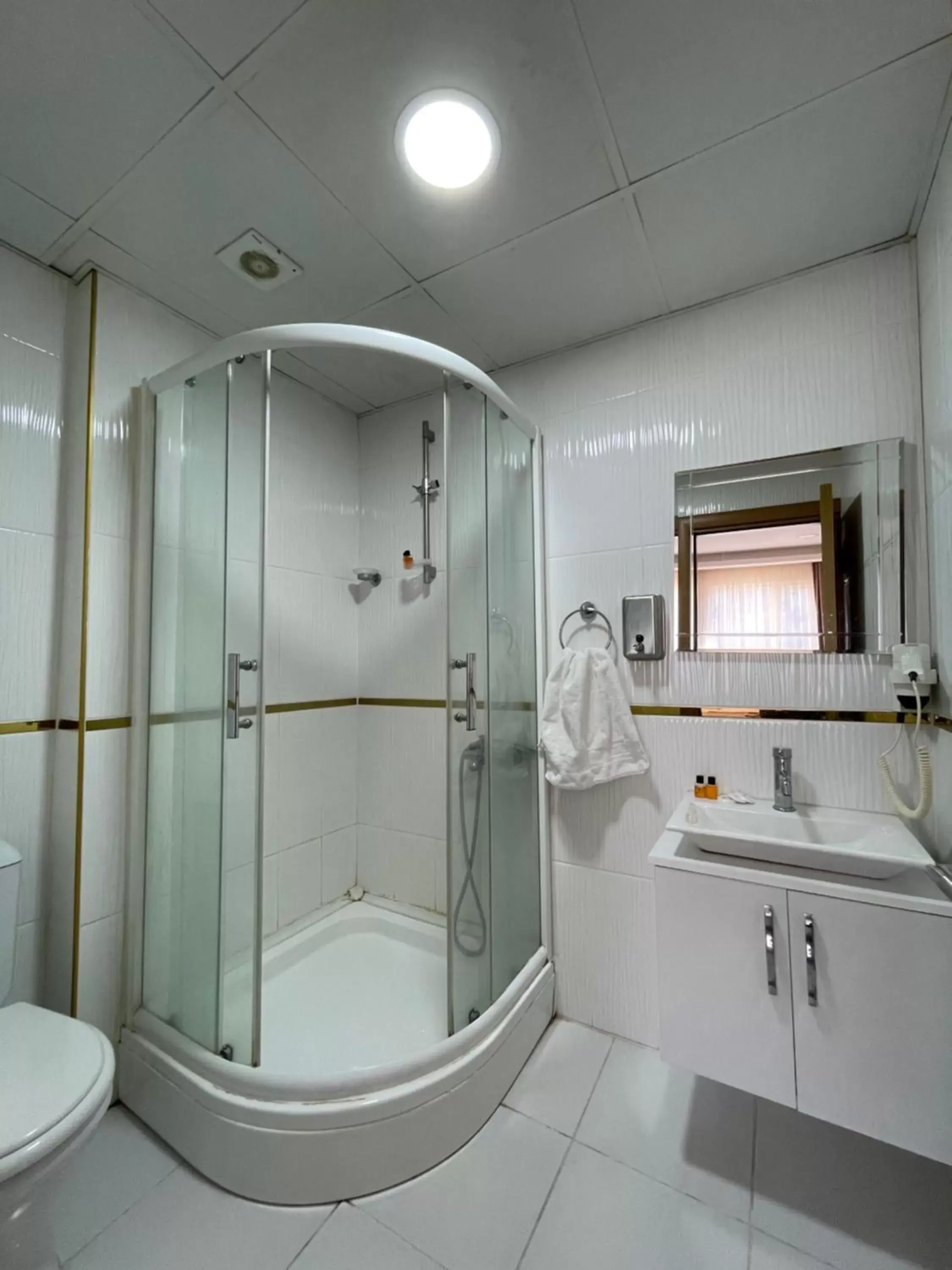 Property building, Bathroom in EViM HOTEL