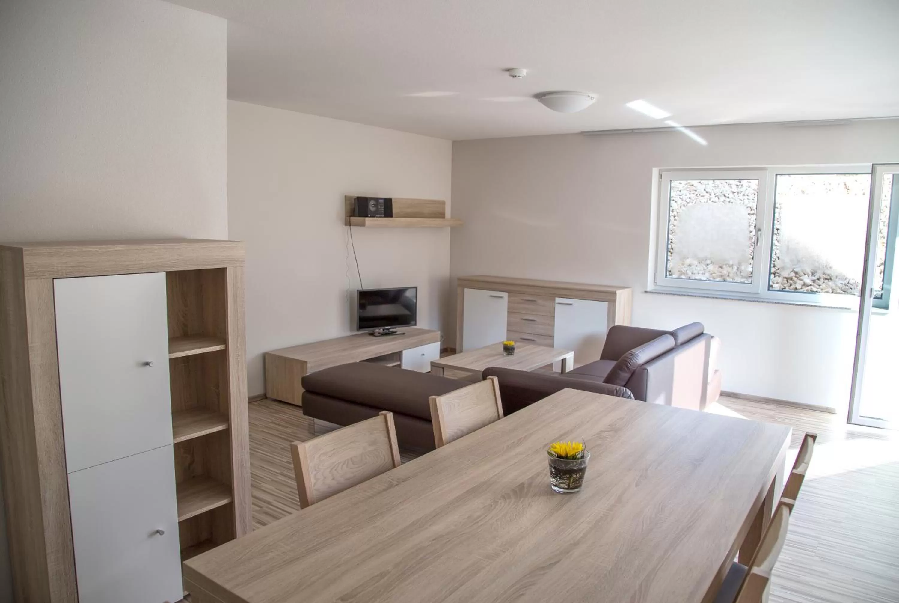 Kitchen or kitchenette in Gästehaus und Fewo Lamm Garni