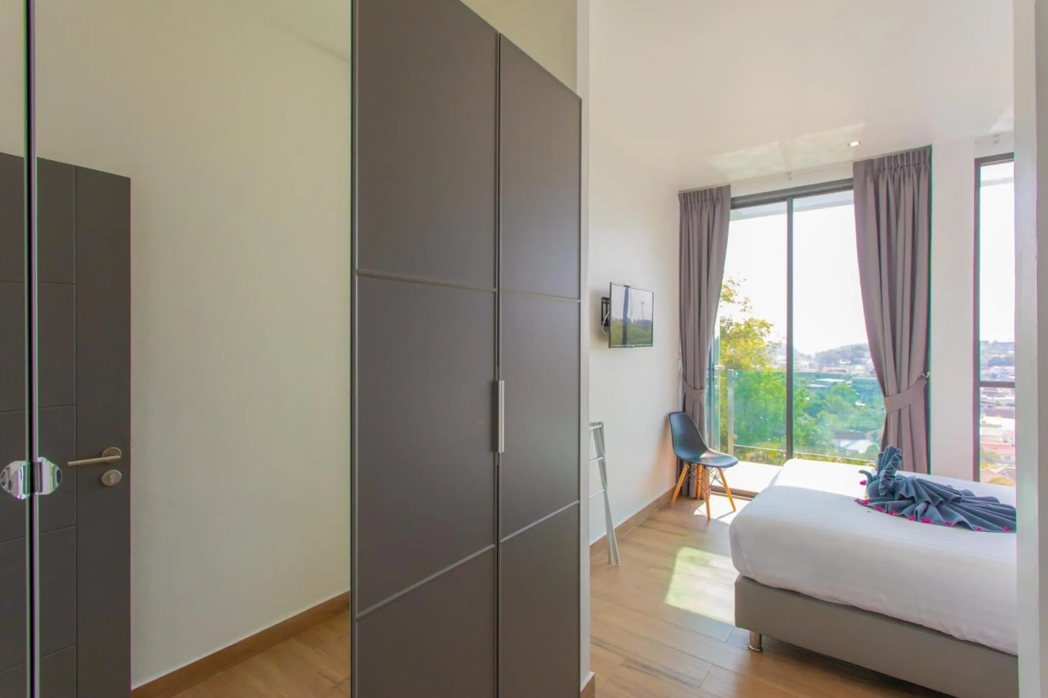 Bedroom, Bed in Baan Saint-Tropez Seaview Villas Kata Beach