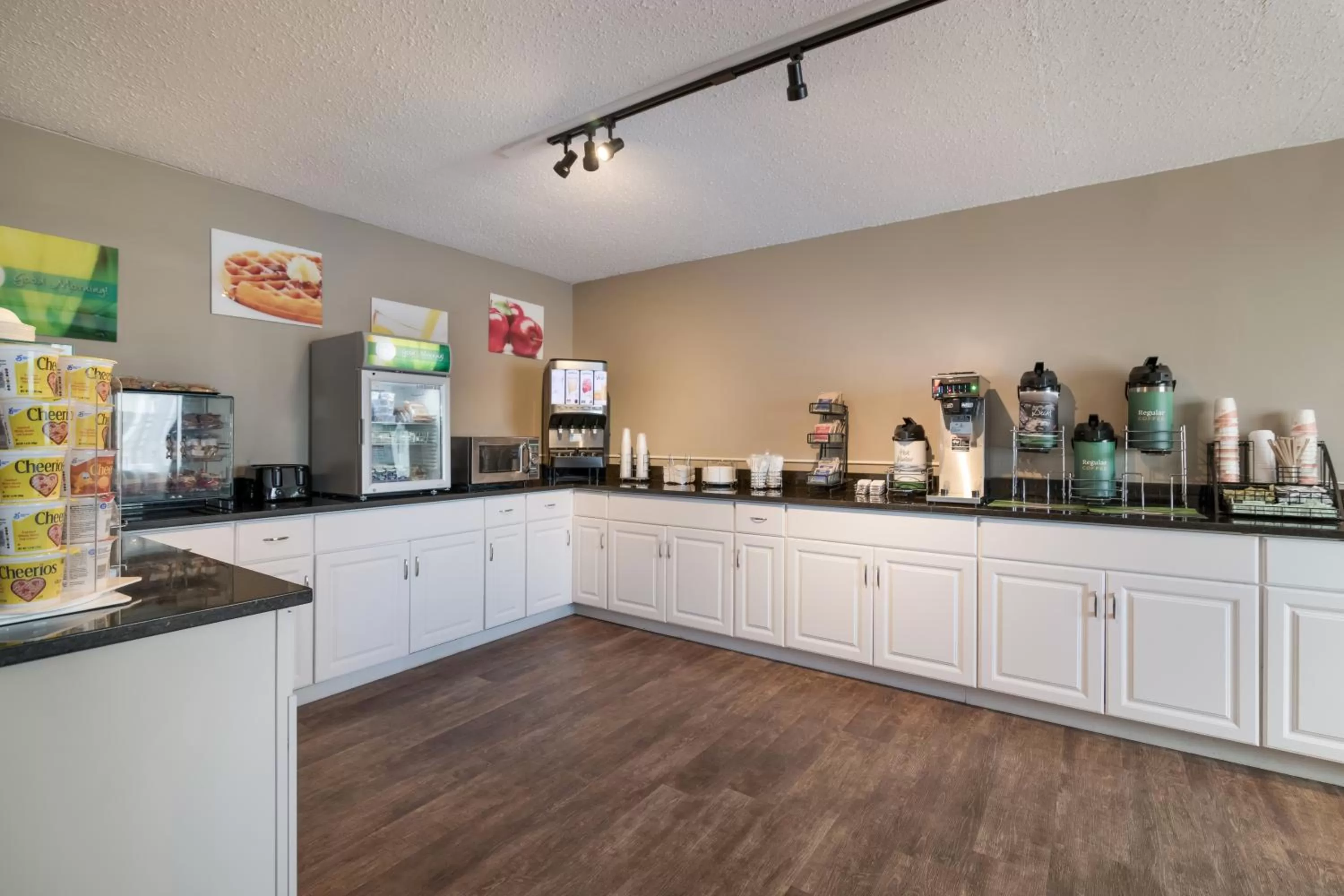 Breakfast in Quality Inn & Suites