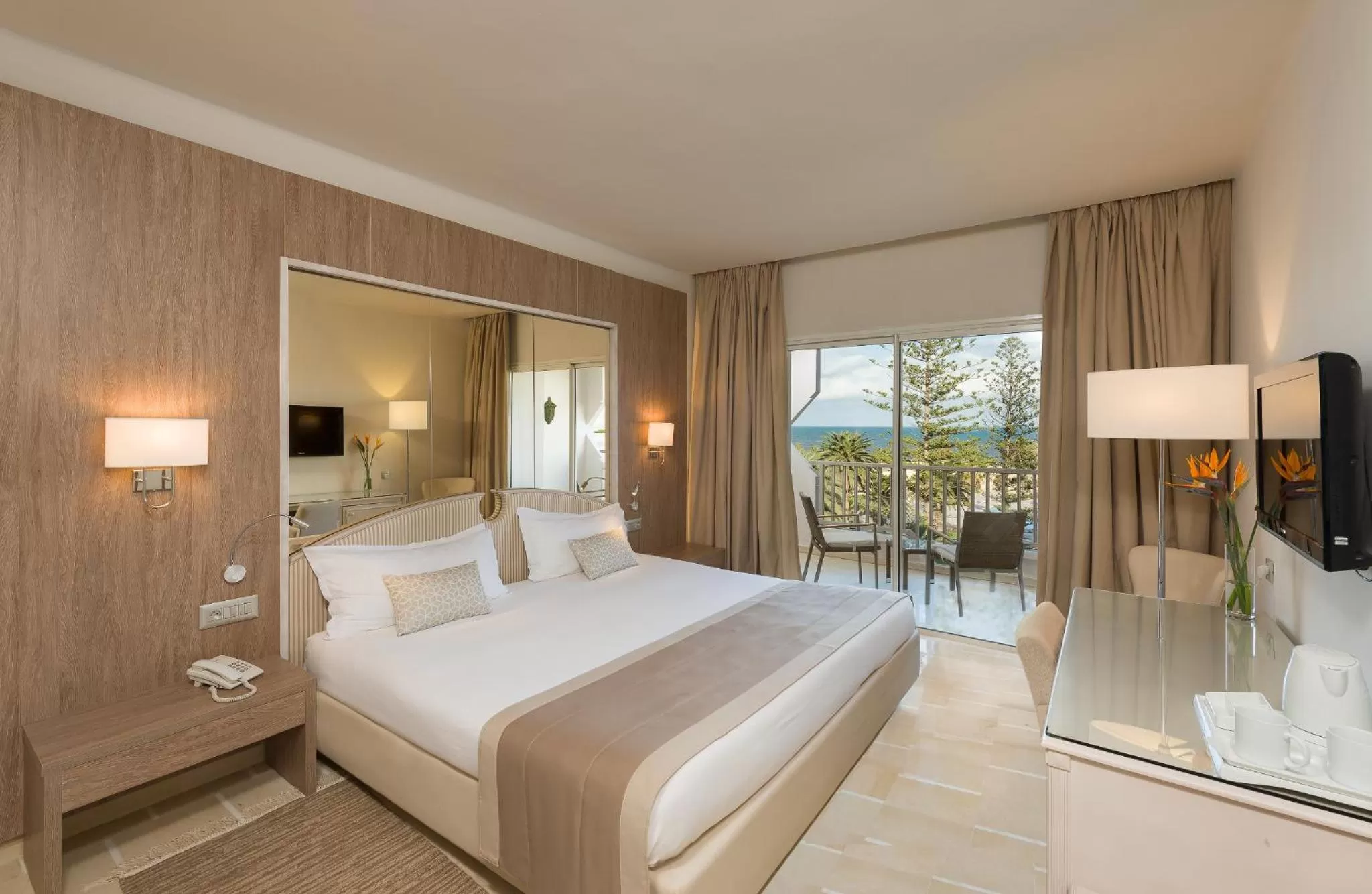 Bedroom, Bed in Tour Khalef