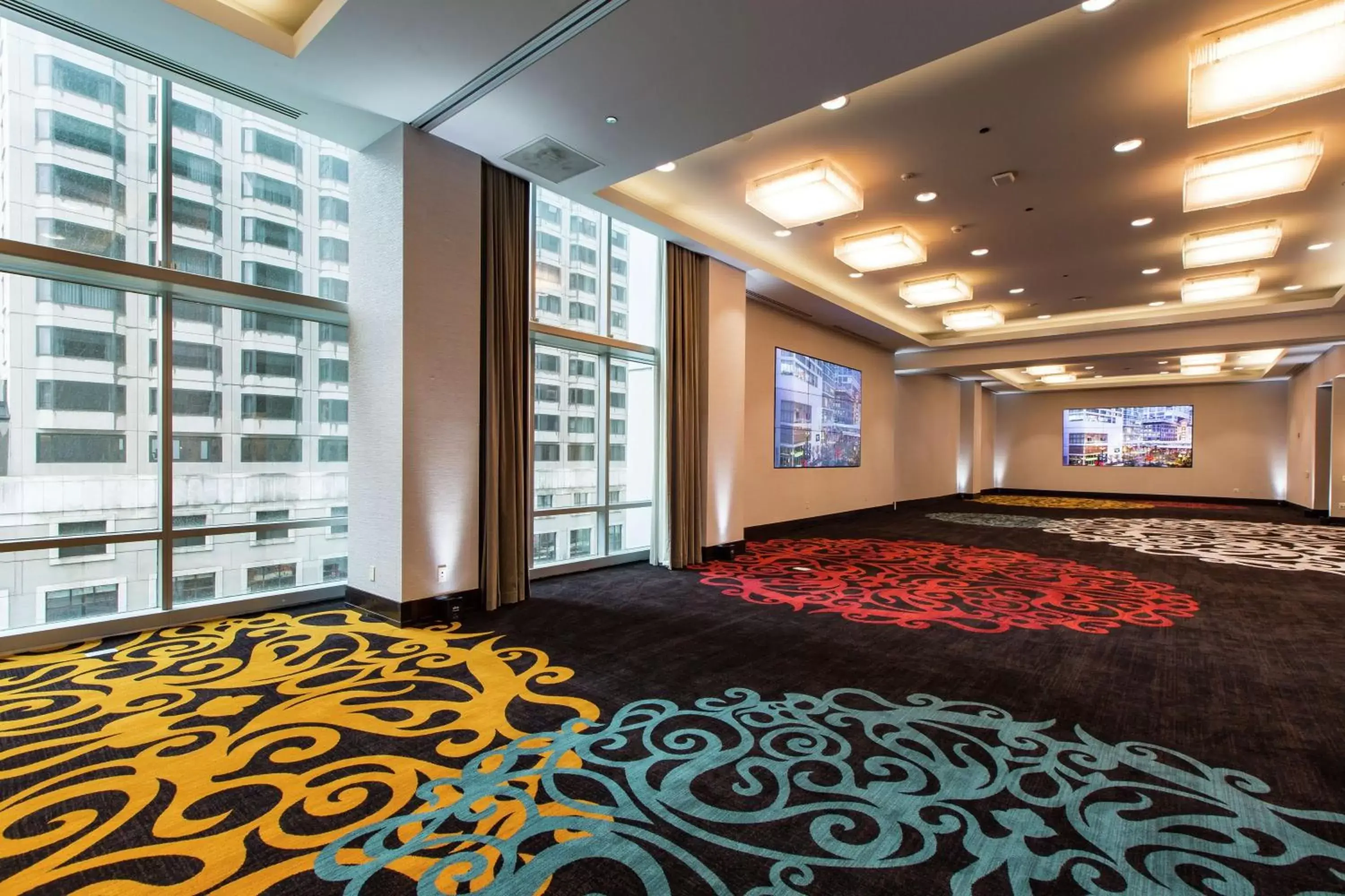 Meeting/conference room in theWit Chicago, a Hilton Hotel