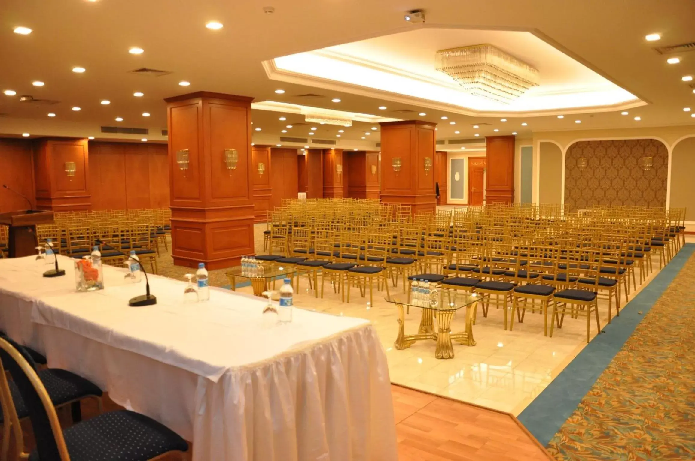 Business facilities, Banquet Facilities in Akgun Istanbul Hotel