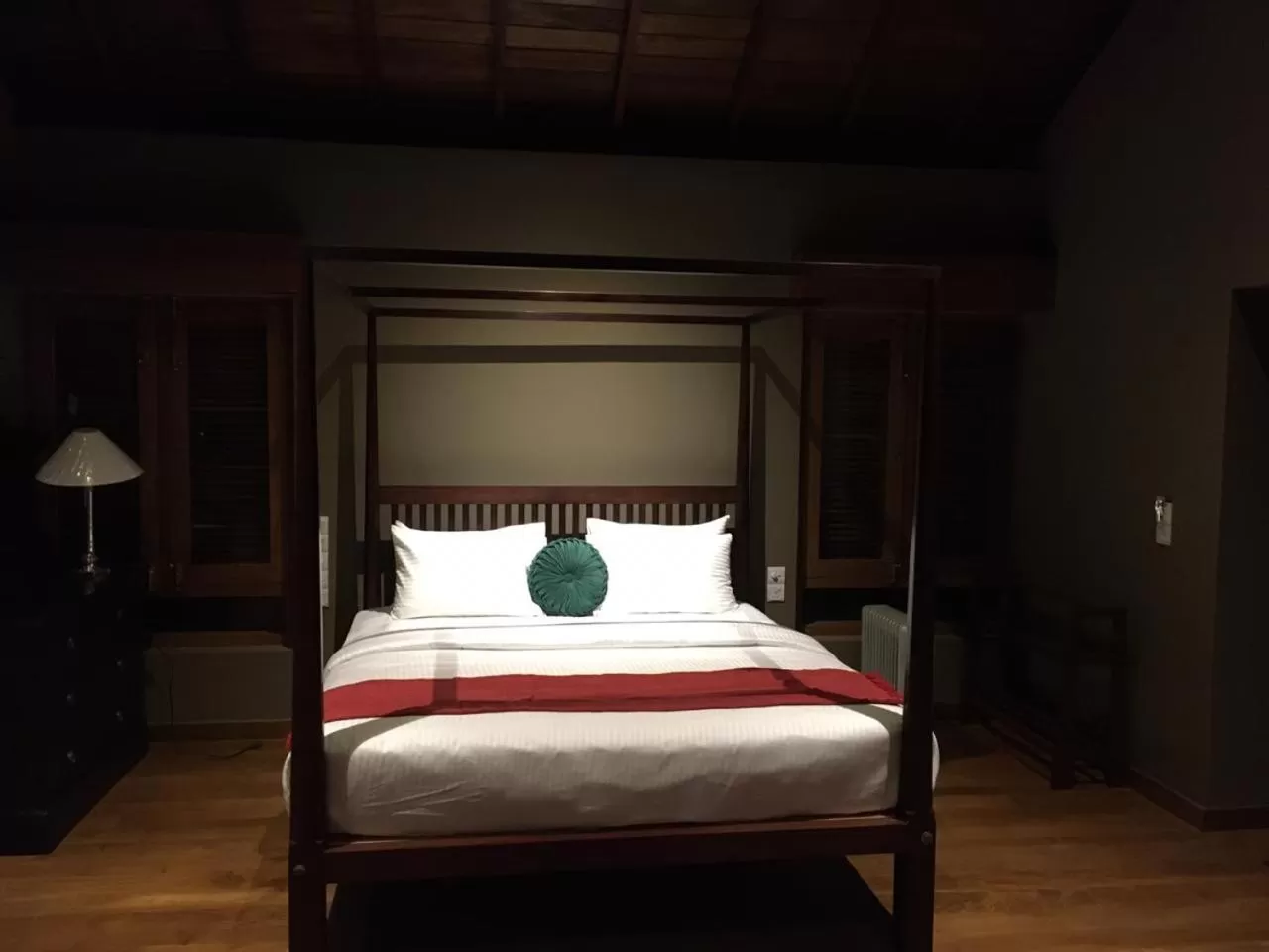 Deluxe Double Room - single occupancy in Atulya Villas Nuwara Eliya