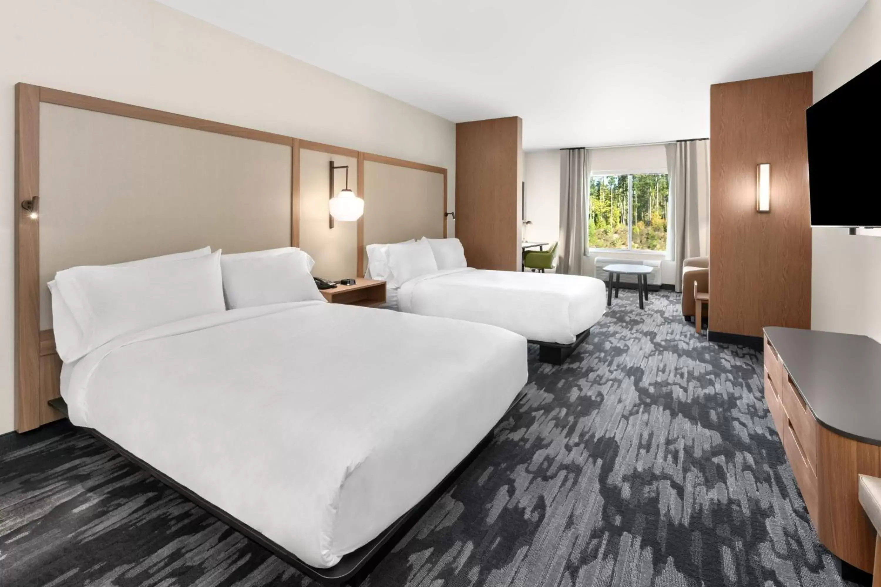 Photo of the whole room, Bed in Fairfield by Marriott Inn & Suites Seattle Poulsbo