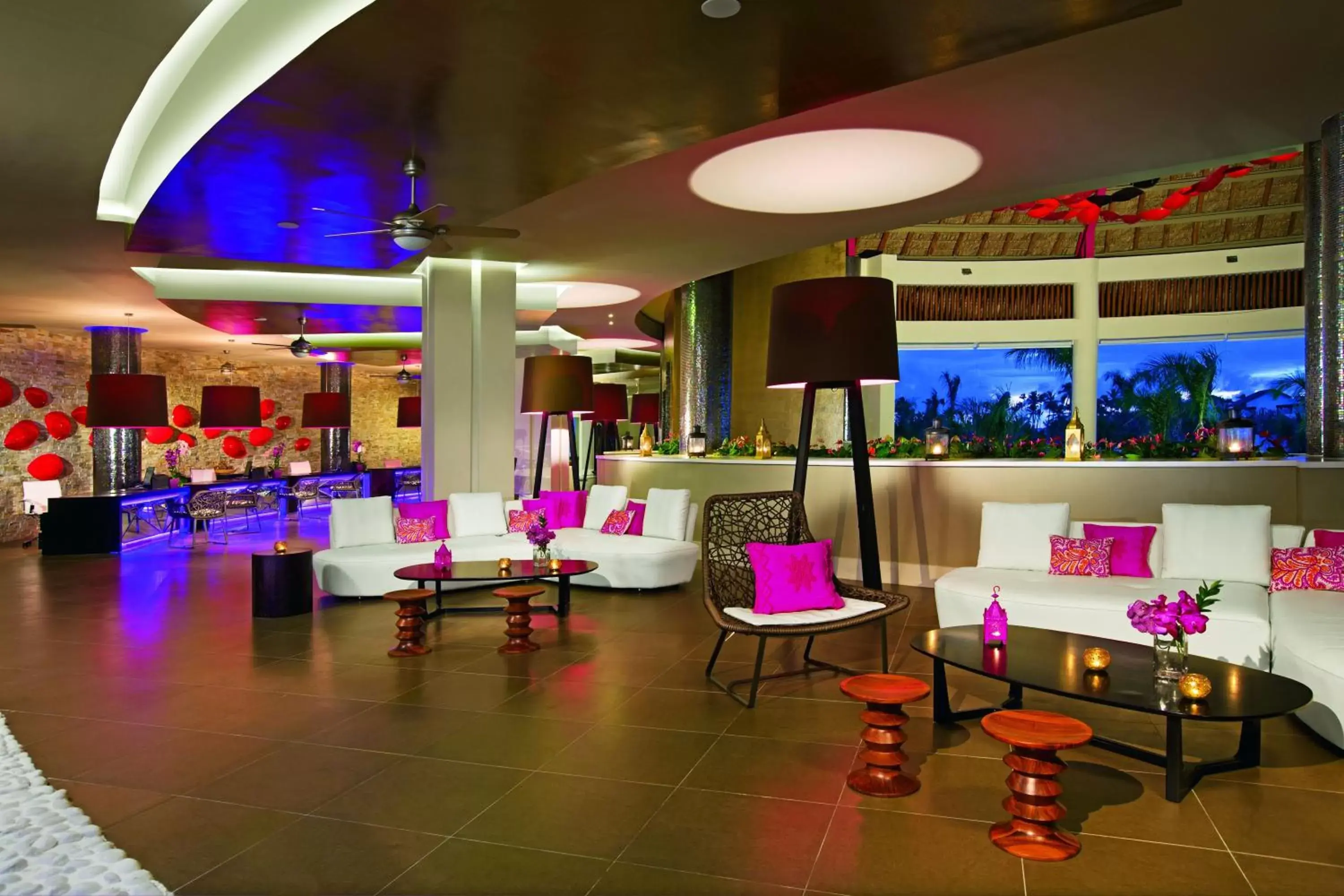 Lounge or bar in Breathless Punta Cana Resort & Spa - Adults Only