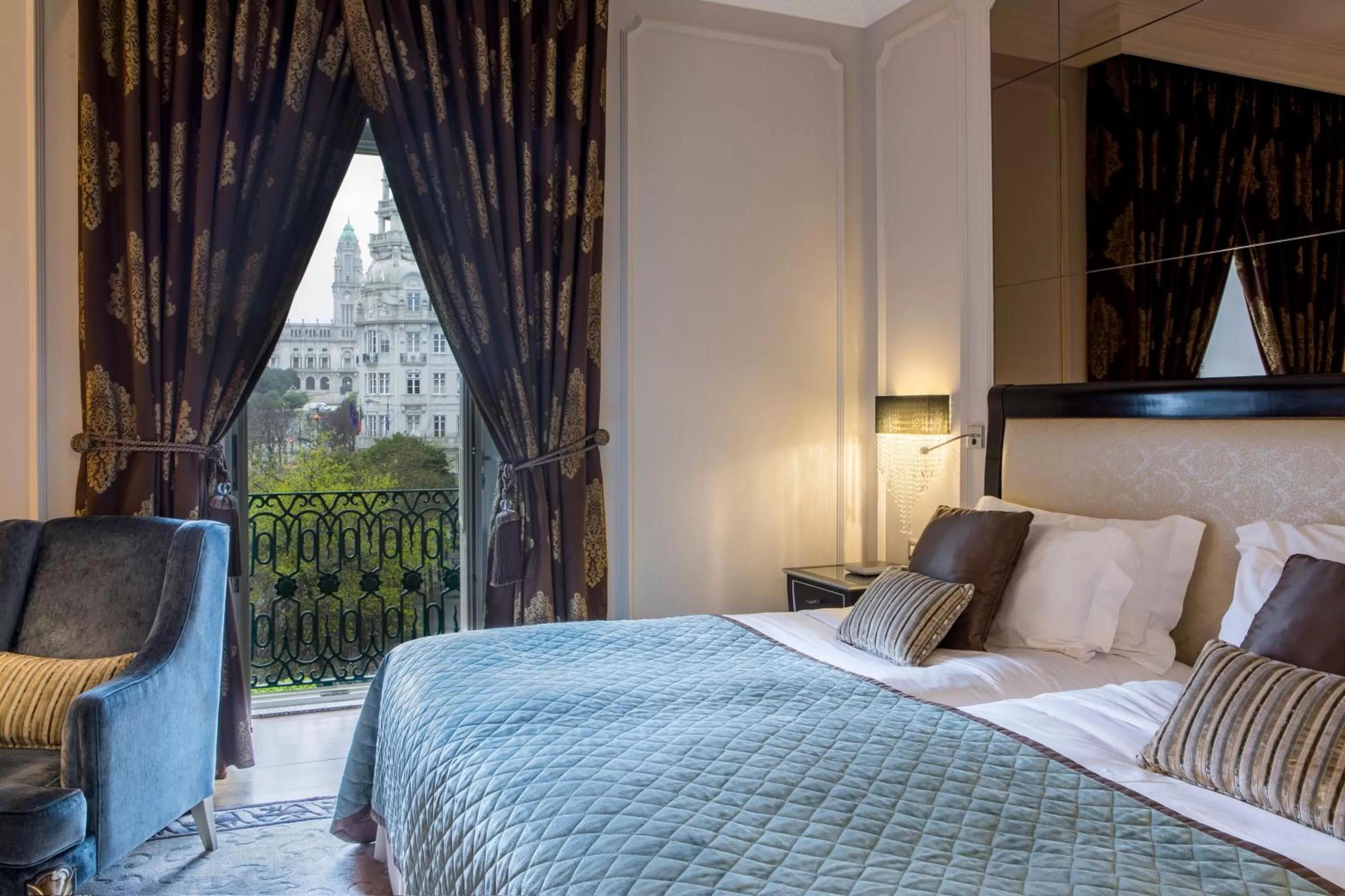 Photo of the whole room, Bed in InterContinental Porto - Palacio das Cardosas by IHG