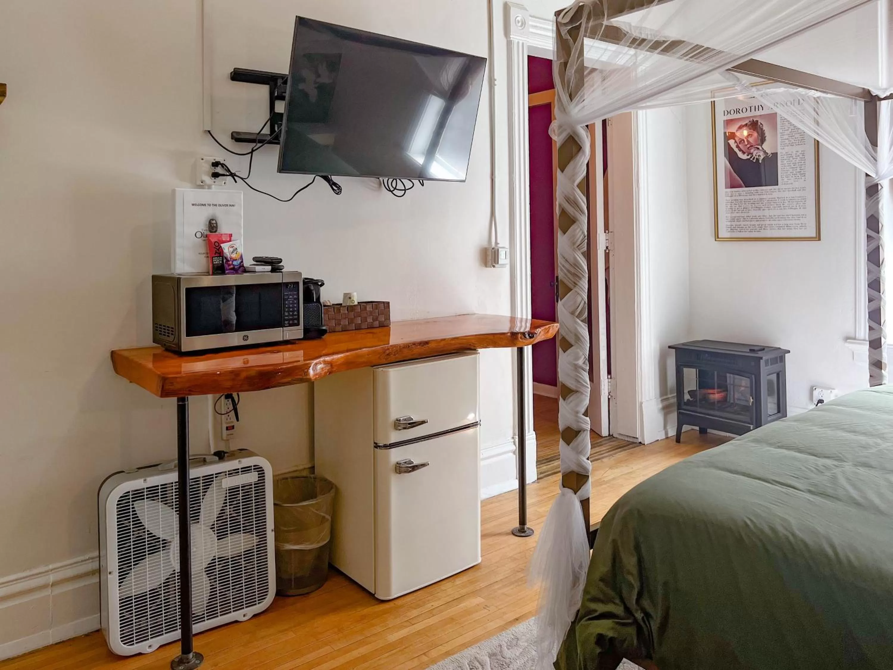 TV and multimedia in The Oliver Inn