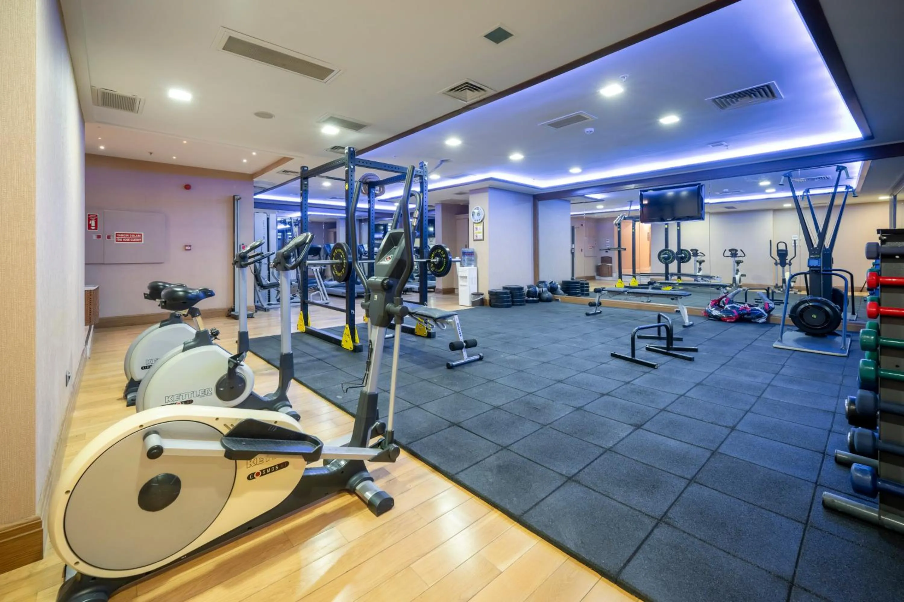 Fitness centre/facilities in The Central Palace Taksim