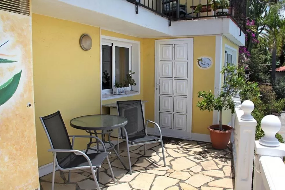 Facade/entrance in Jardin de Aridane