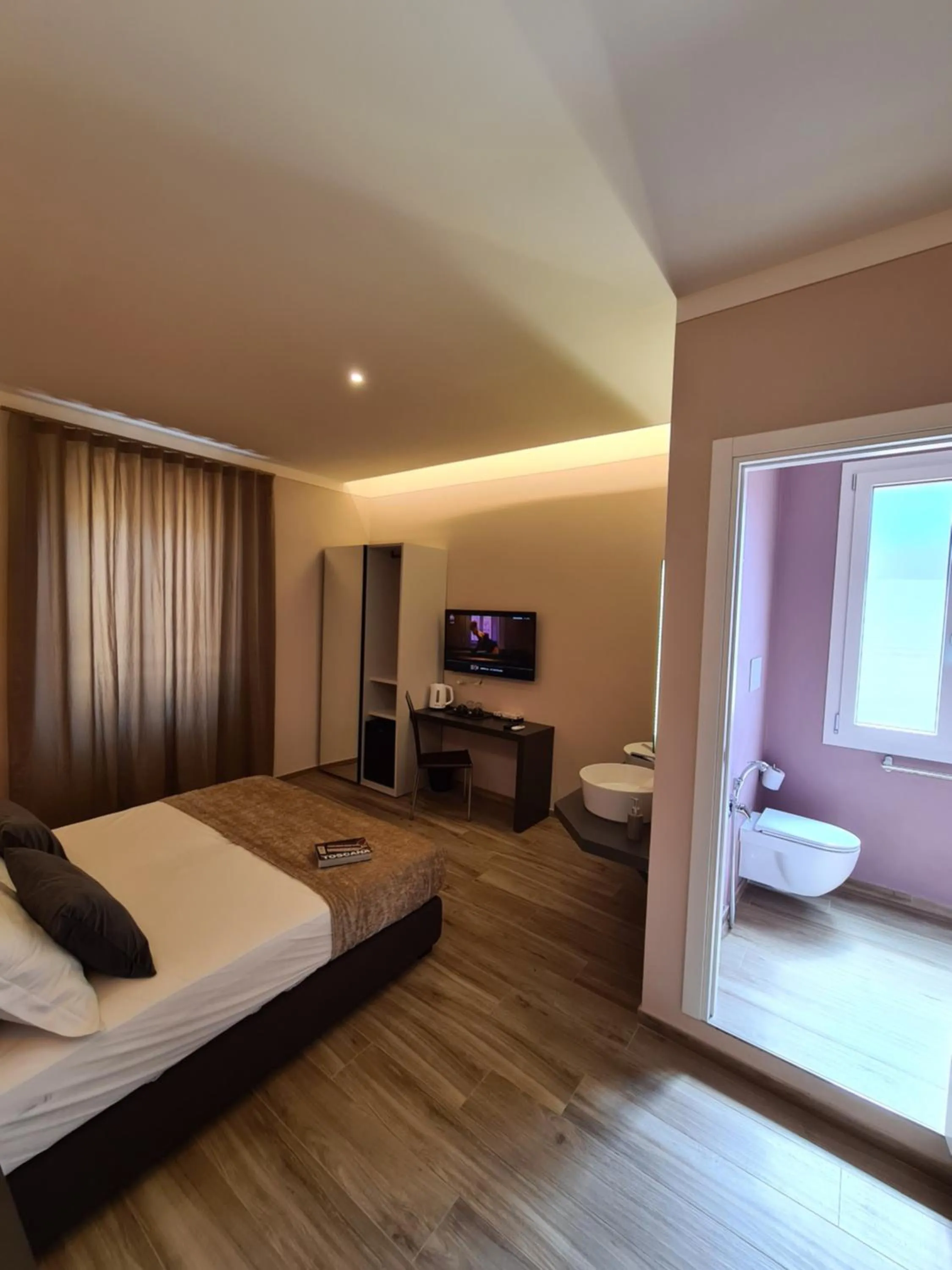 Superior Deluxe Double or Twin Room  in GOGO` Petit Hotel