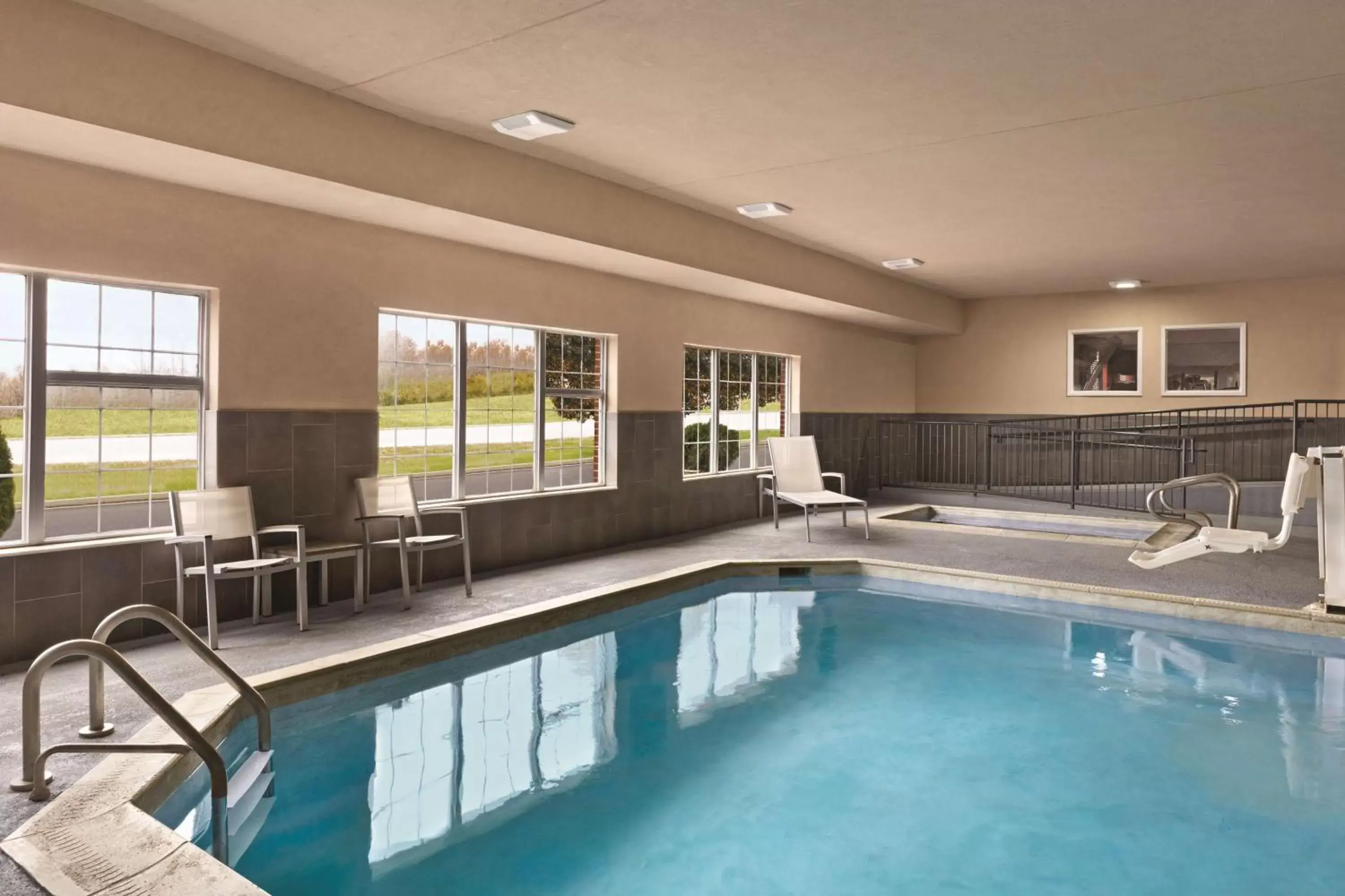 Activities, Swimming Pool in Country Inn & Suites by Radisson, Georgetown, KY