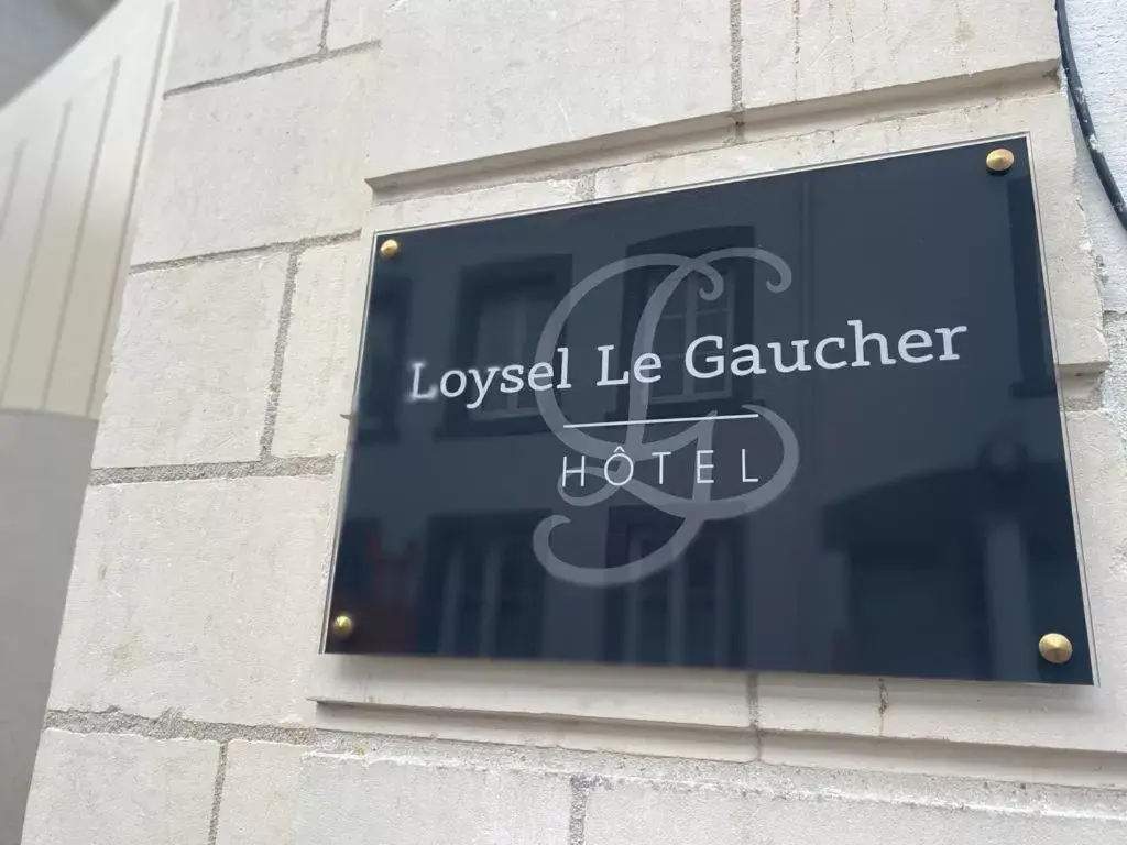 Property logo or sign, Facade/Entrance in Hôtel Loysel le Gaucher