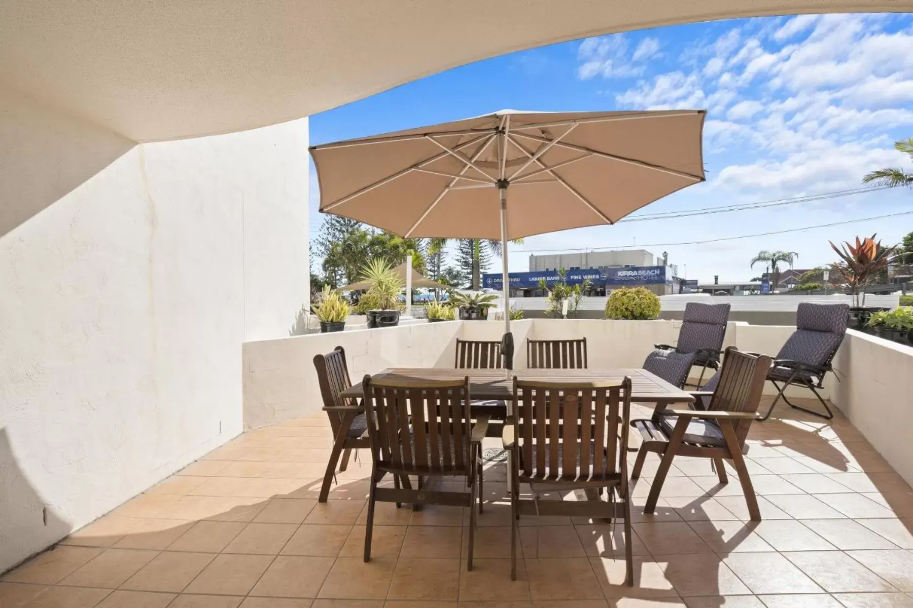 Patio in Kirra Palms Holiday Apartments