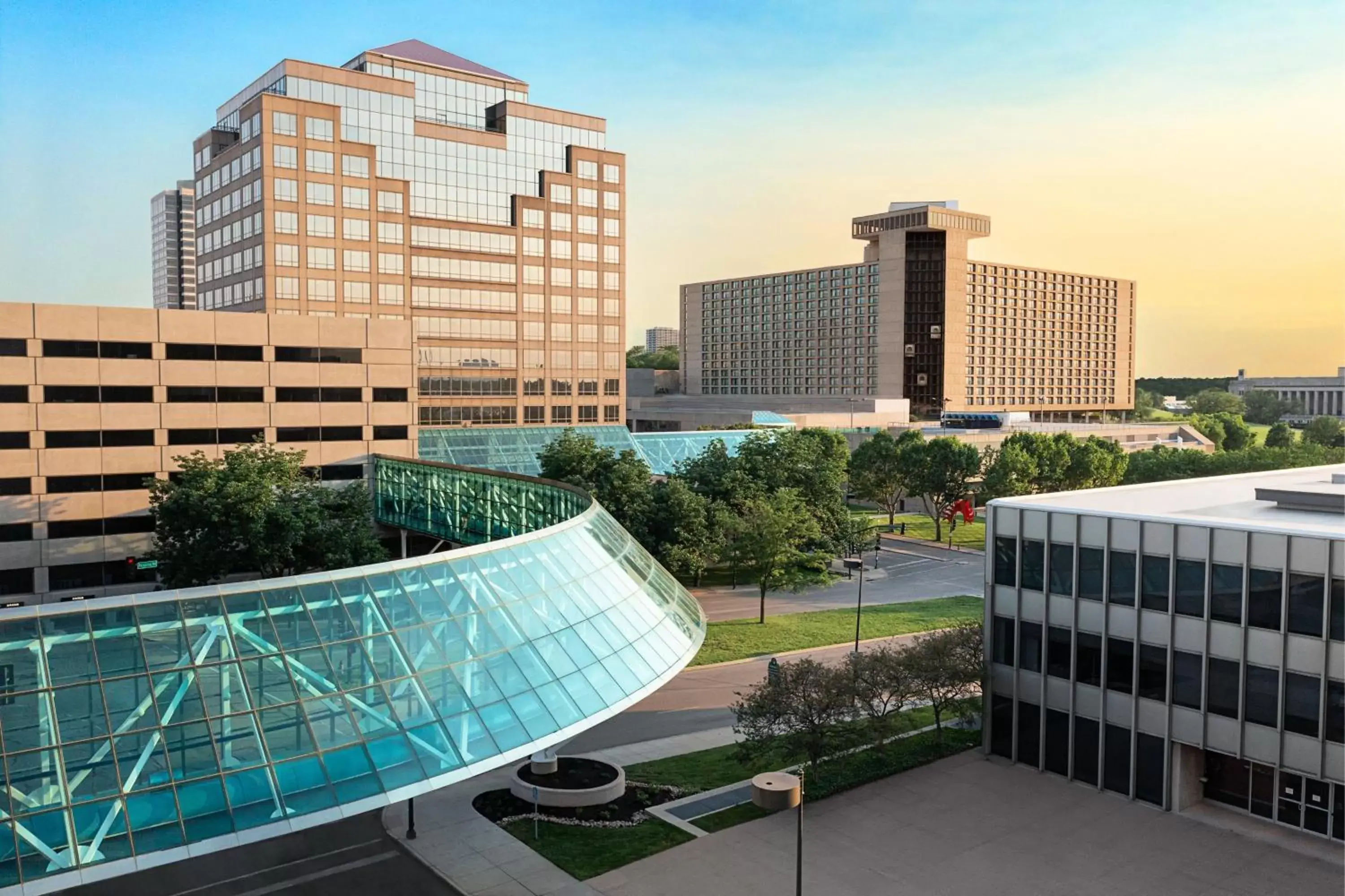 Property building in The Westin Kansas City at Crown Center