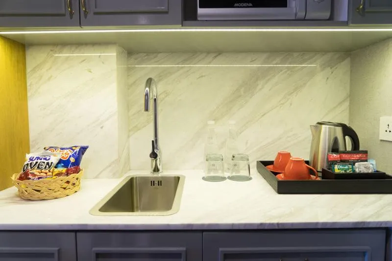 Coffee/tea facilities in Barito Mansion