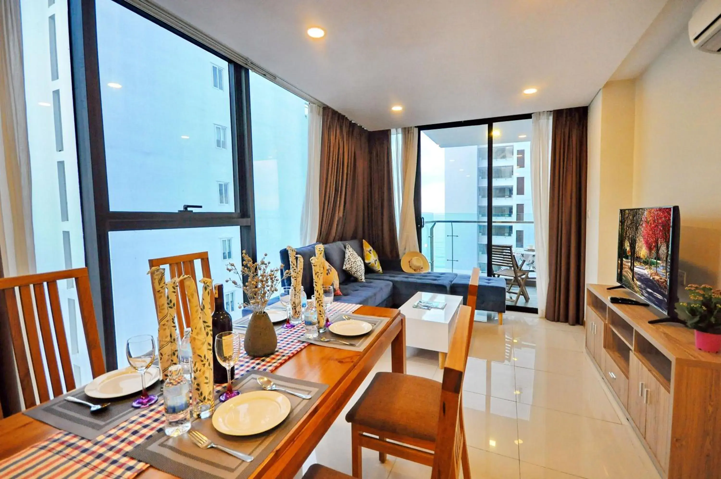 Dining Area in Holi Beach Hotel & Apartments