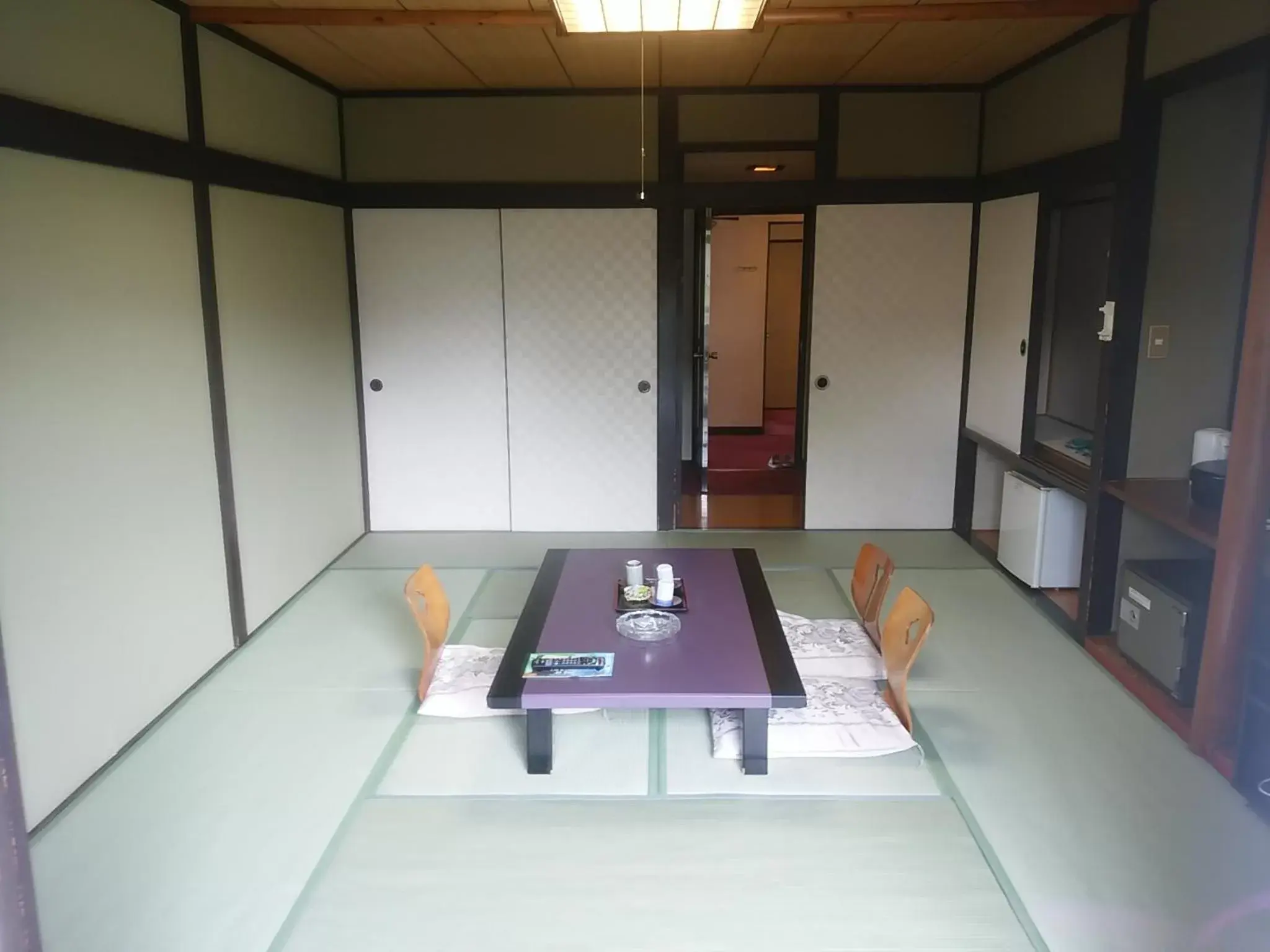 Photo of the whole room in Royal Hotel Kawaguchiko