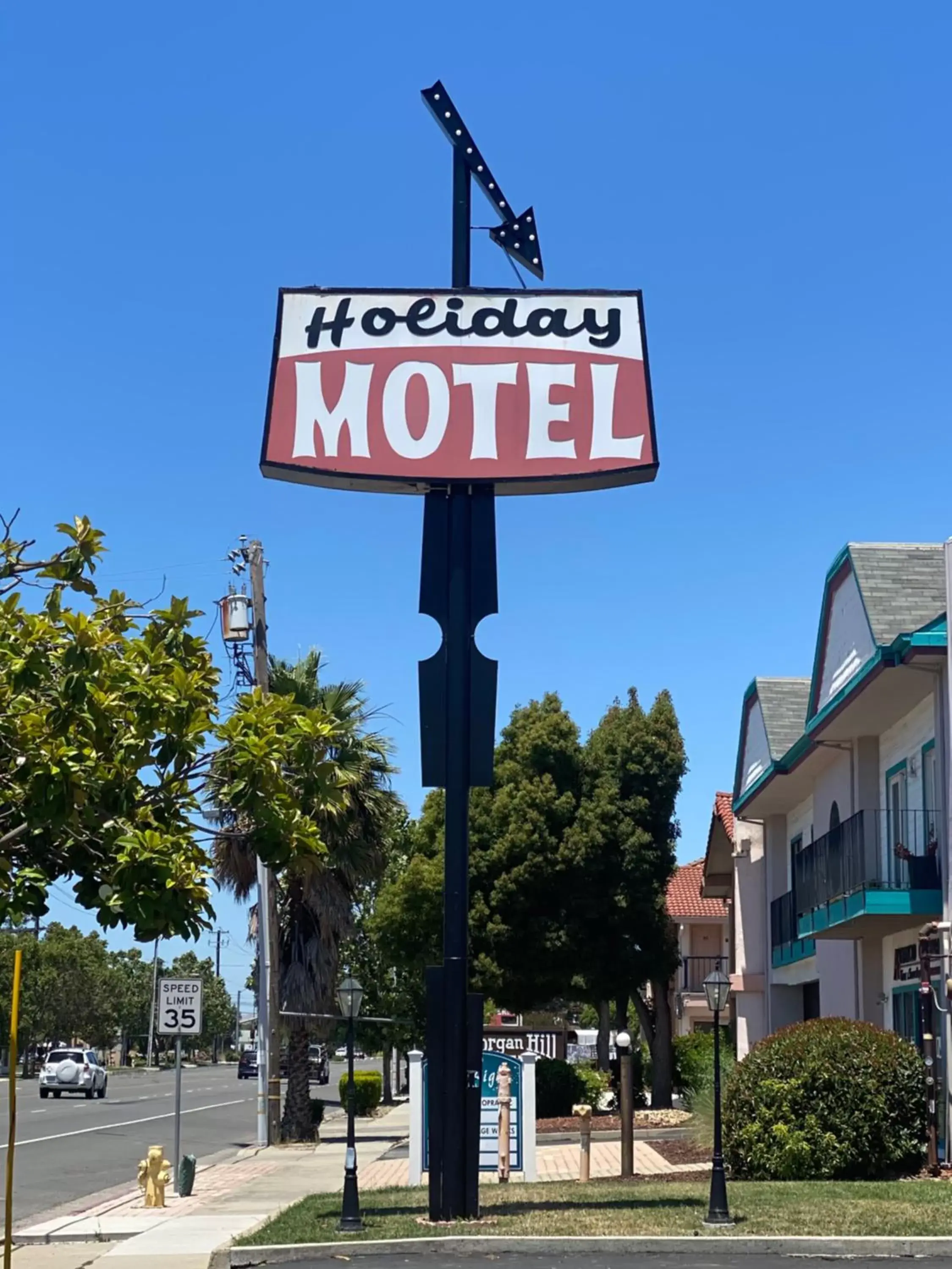 Property logo or sign, Property Building in Holiday Motel