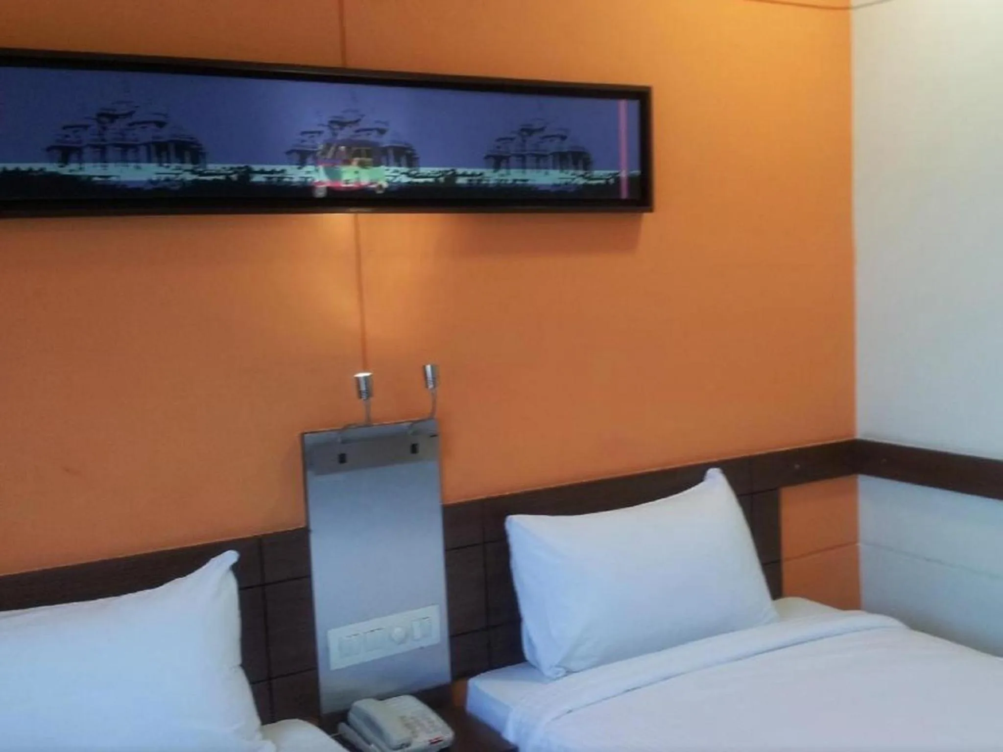 Bedroom, Bed in Ginger Faridabad