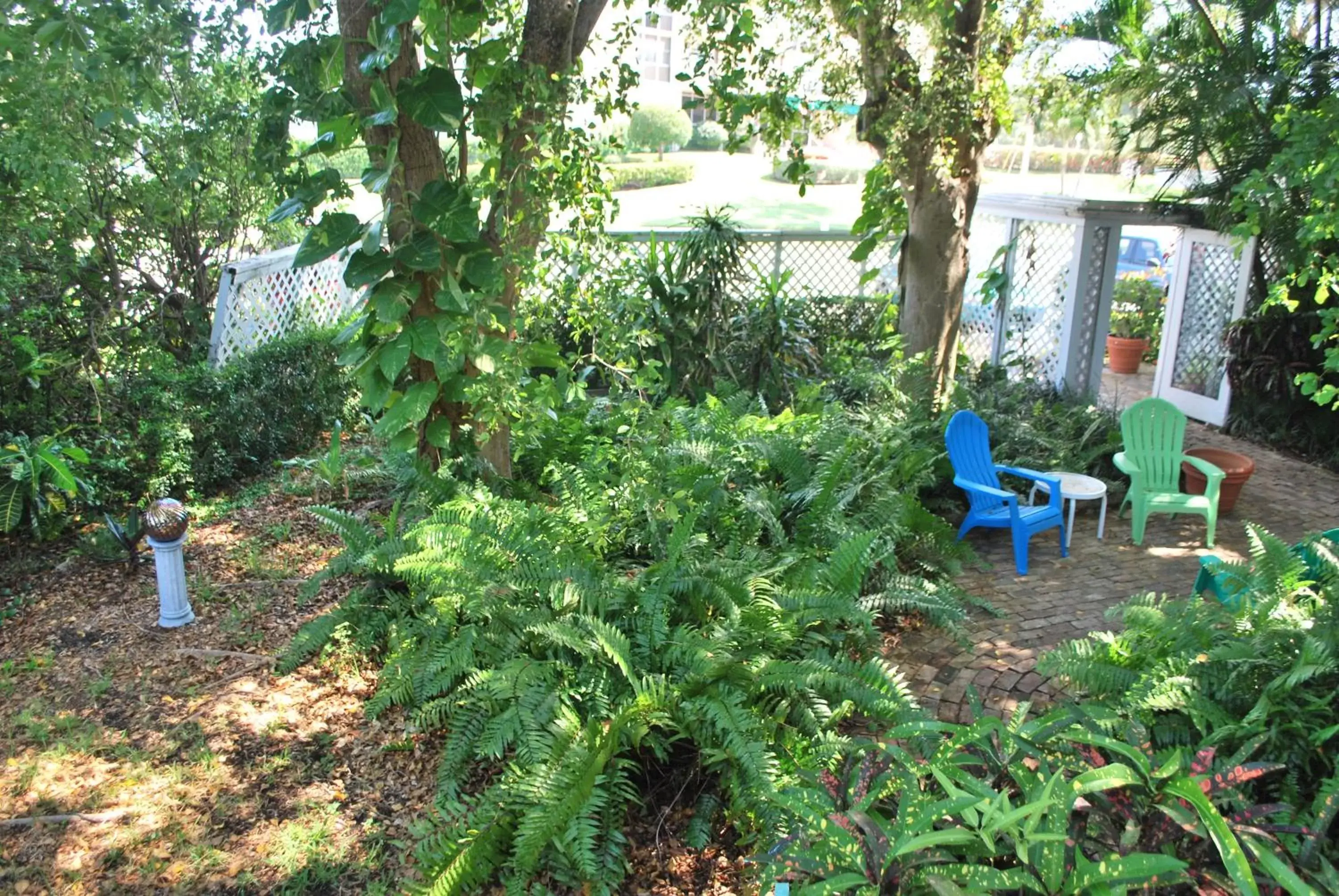 Balcony/Terrace, Garden in Green Island Inn