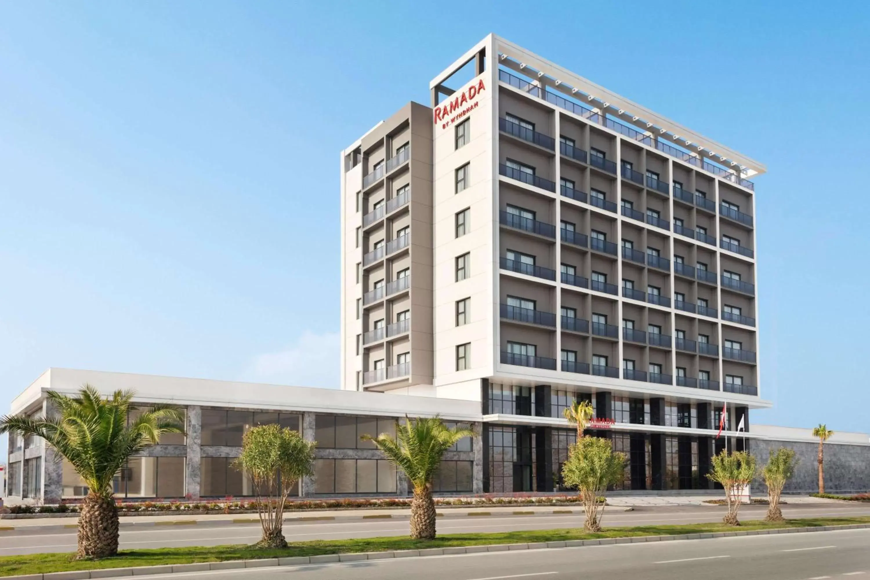 Property building in Ramada By Wyndham Tire Property building in Ramada By Wyndham Tire