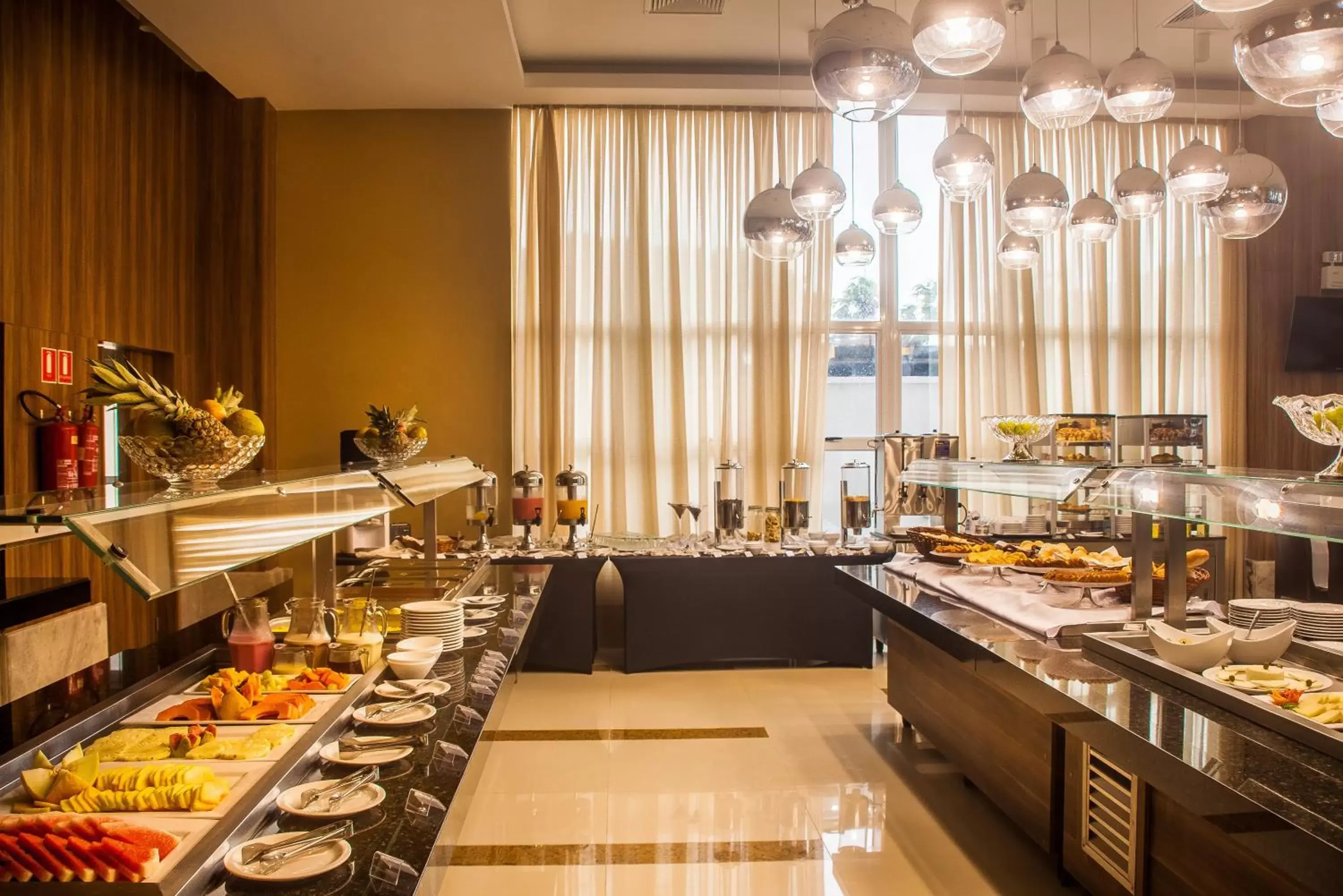 Restaurant/Places to Eat in Holiday Inn Natal, an IHG Hotel