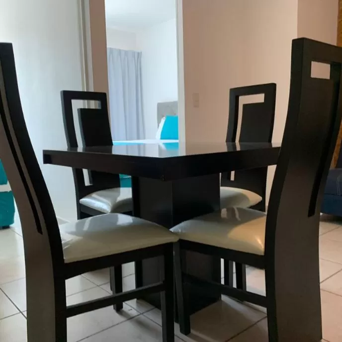 Dining area in Container Inn Hotel Aeropuerto