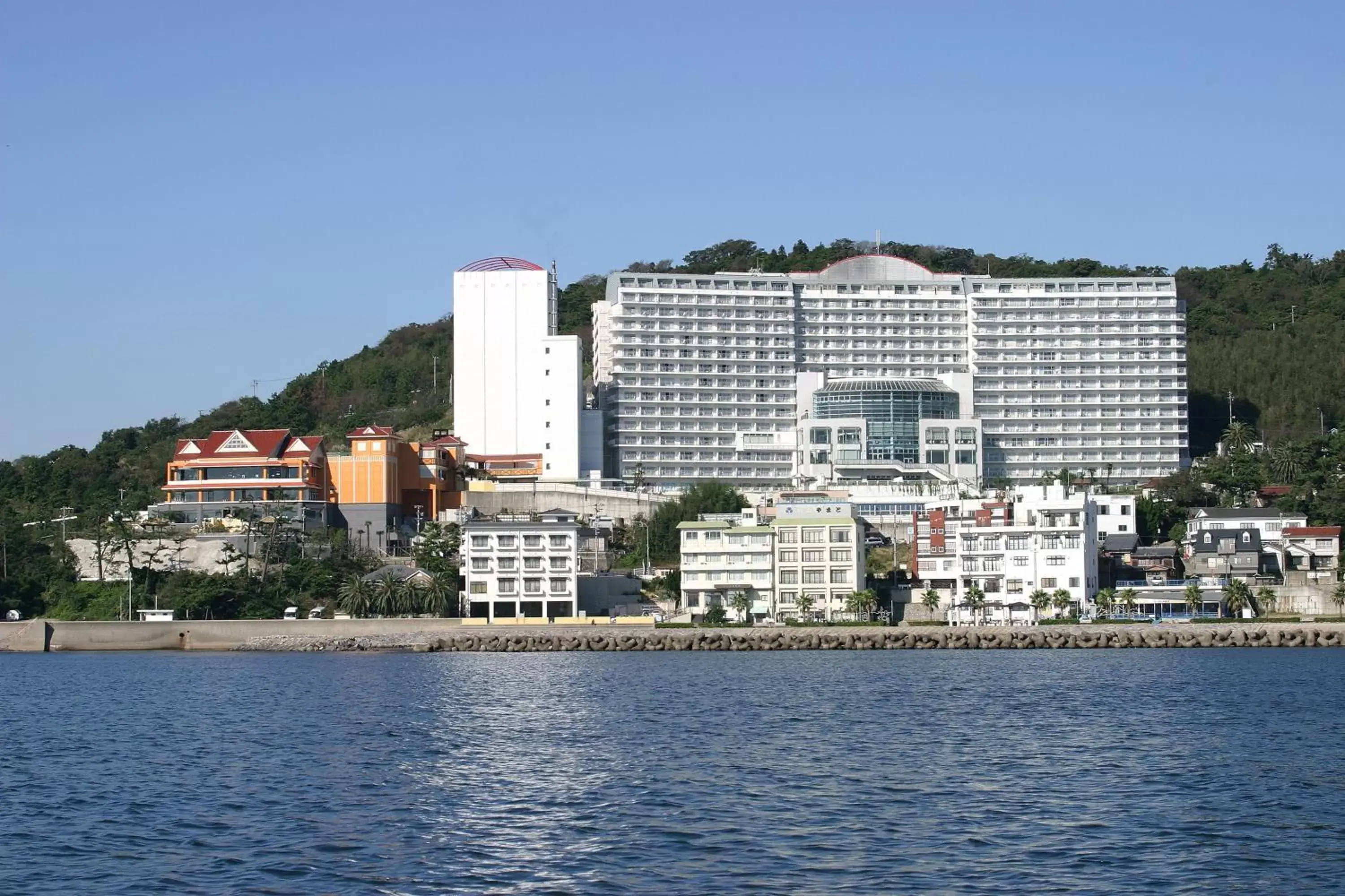 Property building in Mikawawan Resort Linx