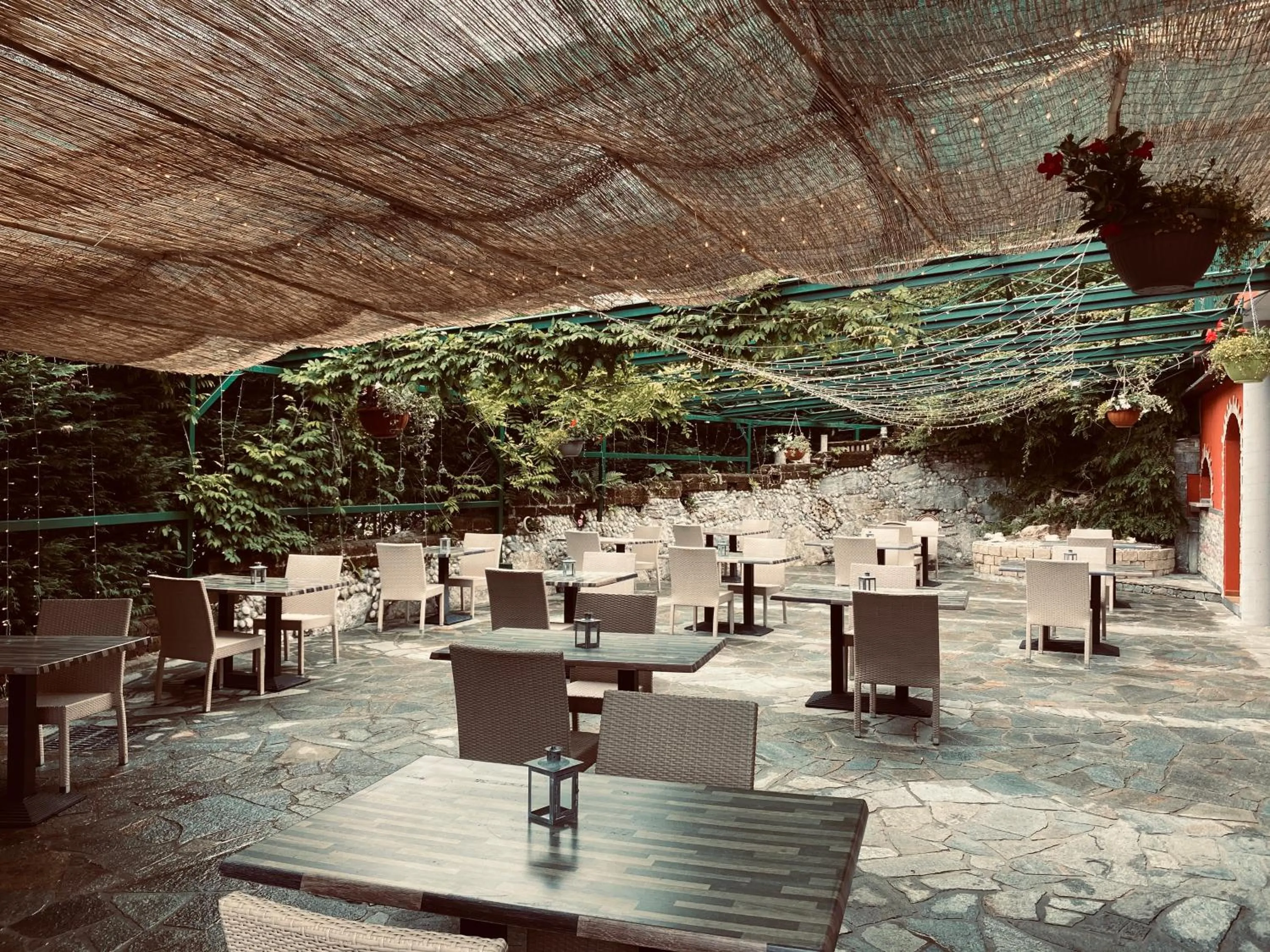 Restaurant/places to eat in Impero Hotel Beauty & Spa - Bike Hotel