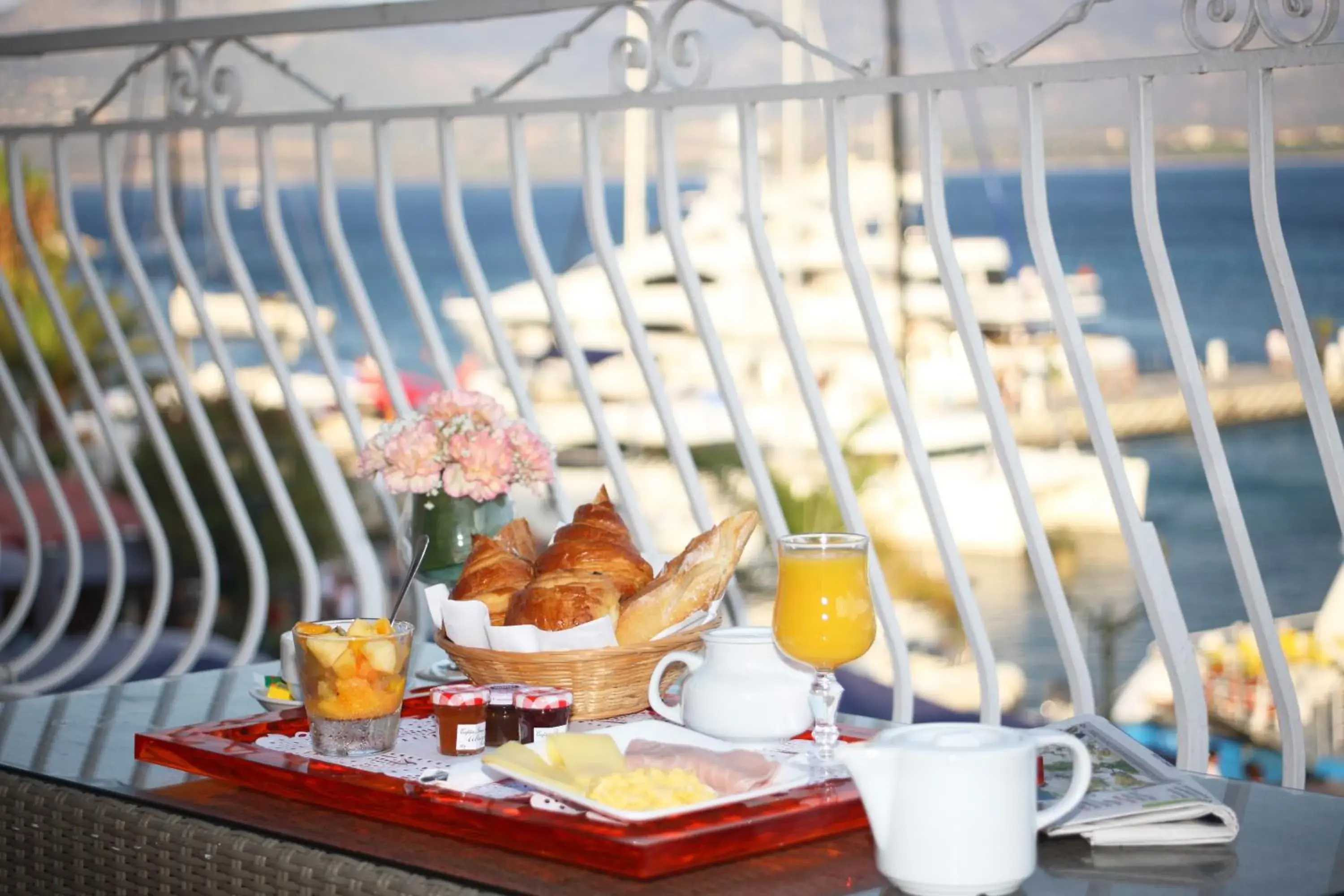 Breakfast in Hotel Balanea