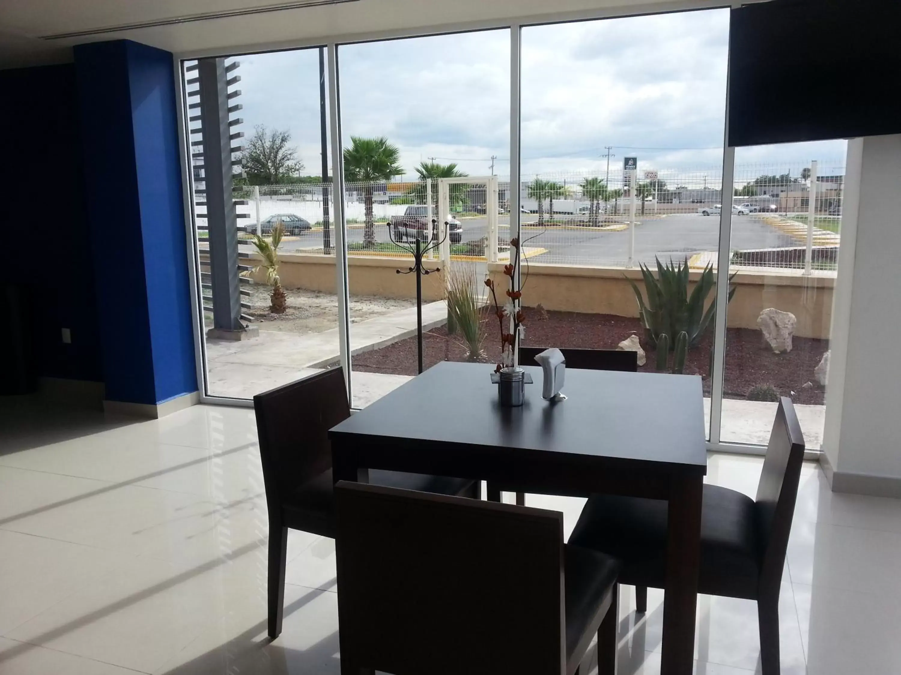 Dining area in Sleep Inn Monclova