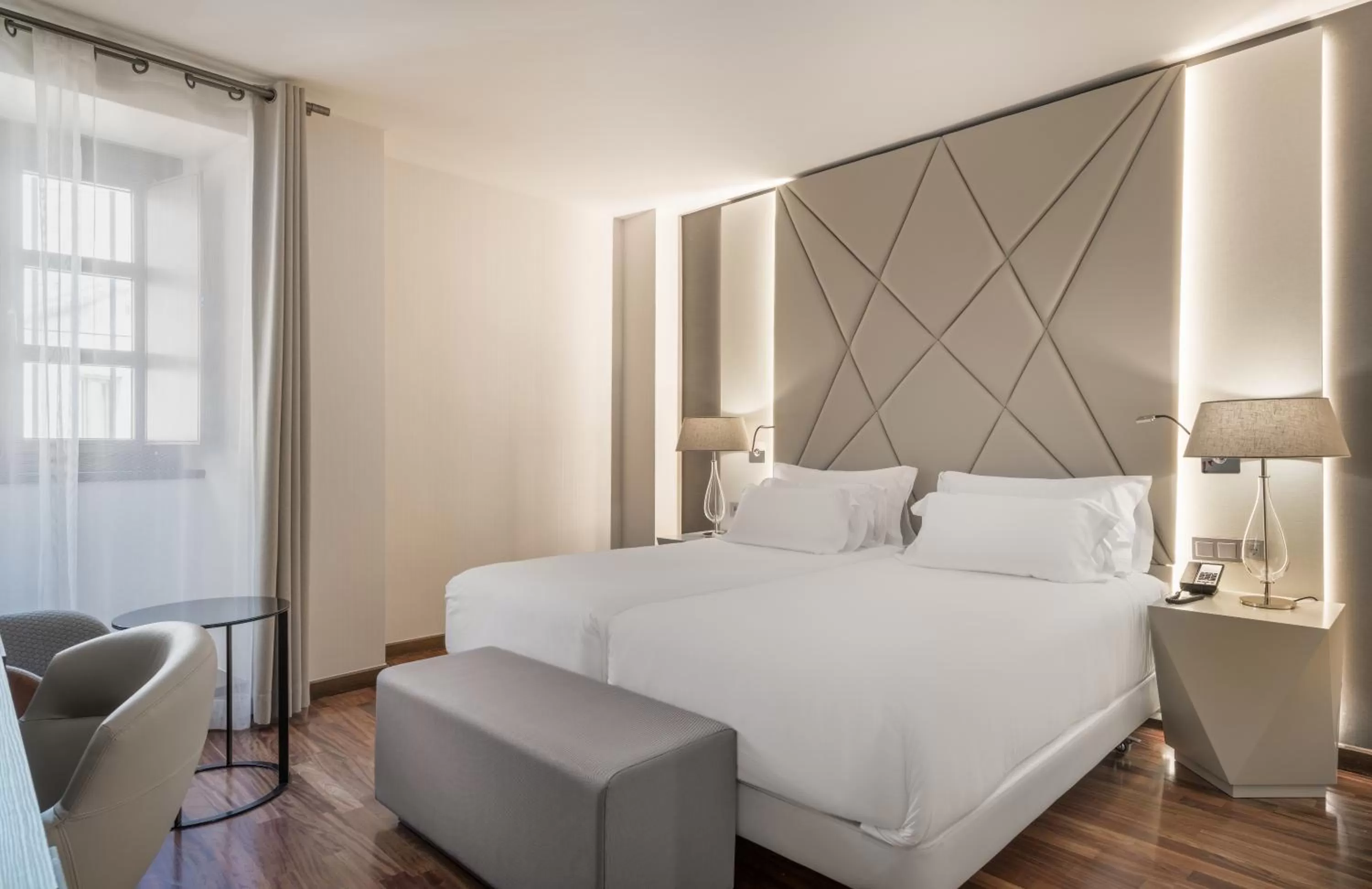 Bedroom, Bed in NH Collection Salamanca Palacio de Castellanos