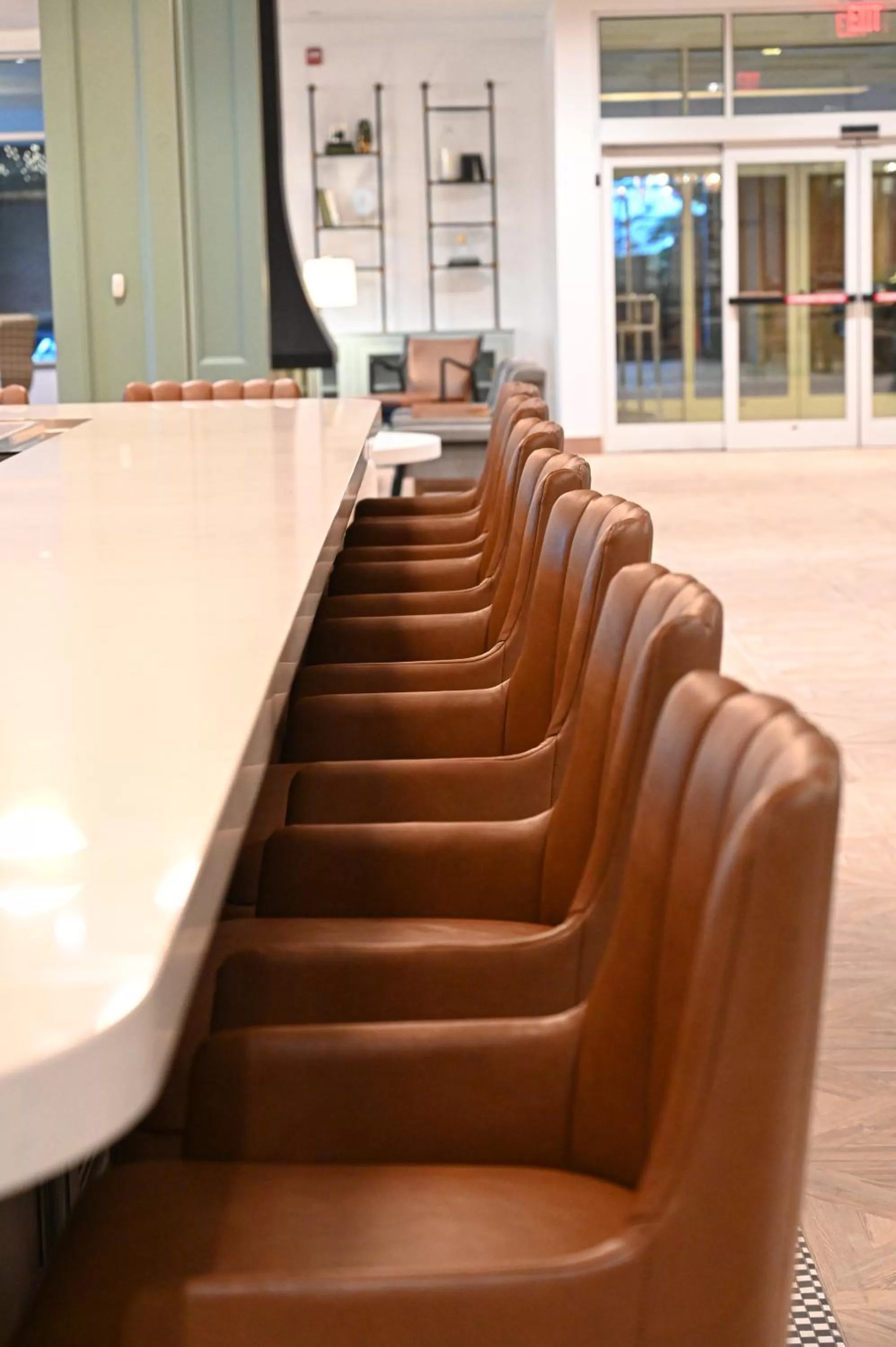 Restaurant/places to eat in Six South St. Hotel