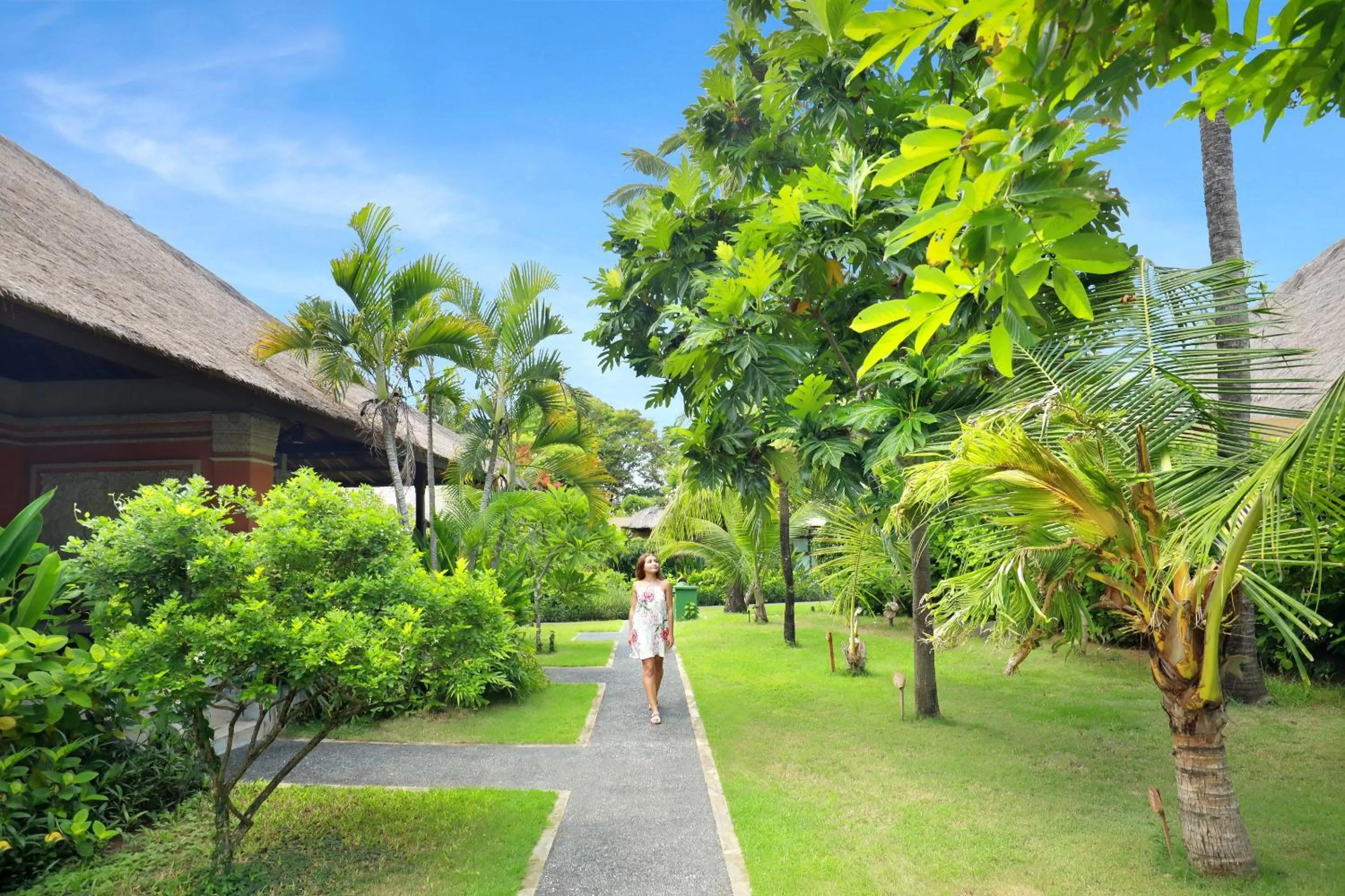 Garden in Legian Beach Hotel