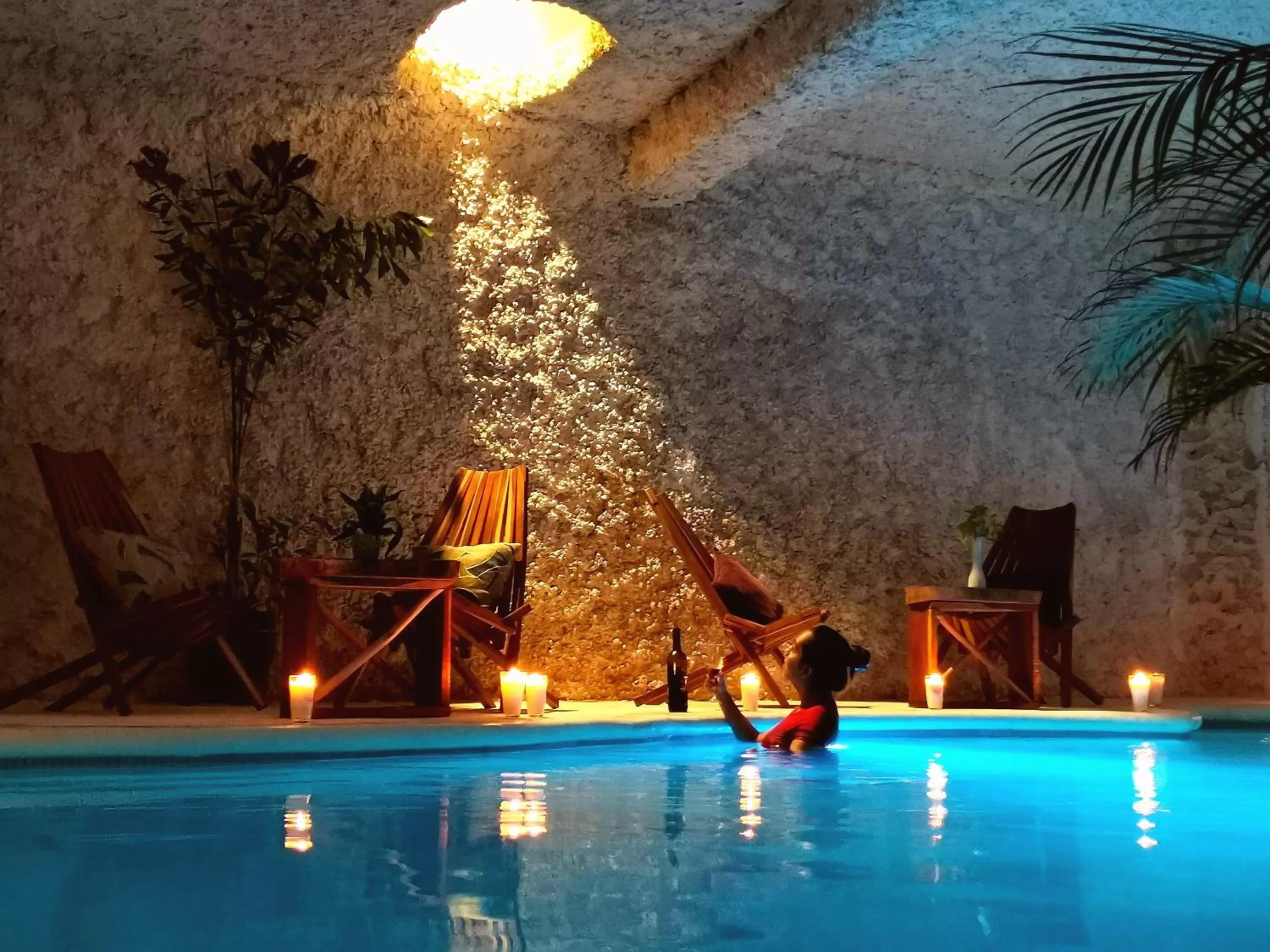 Swimming pool in Mayan Majesty Boutique Hotel