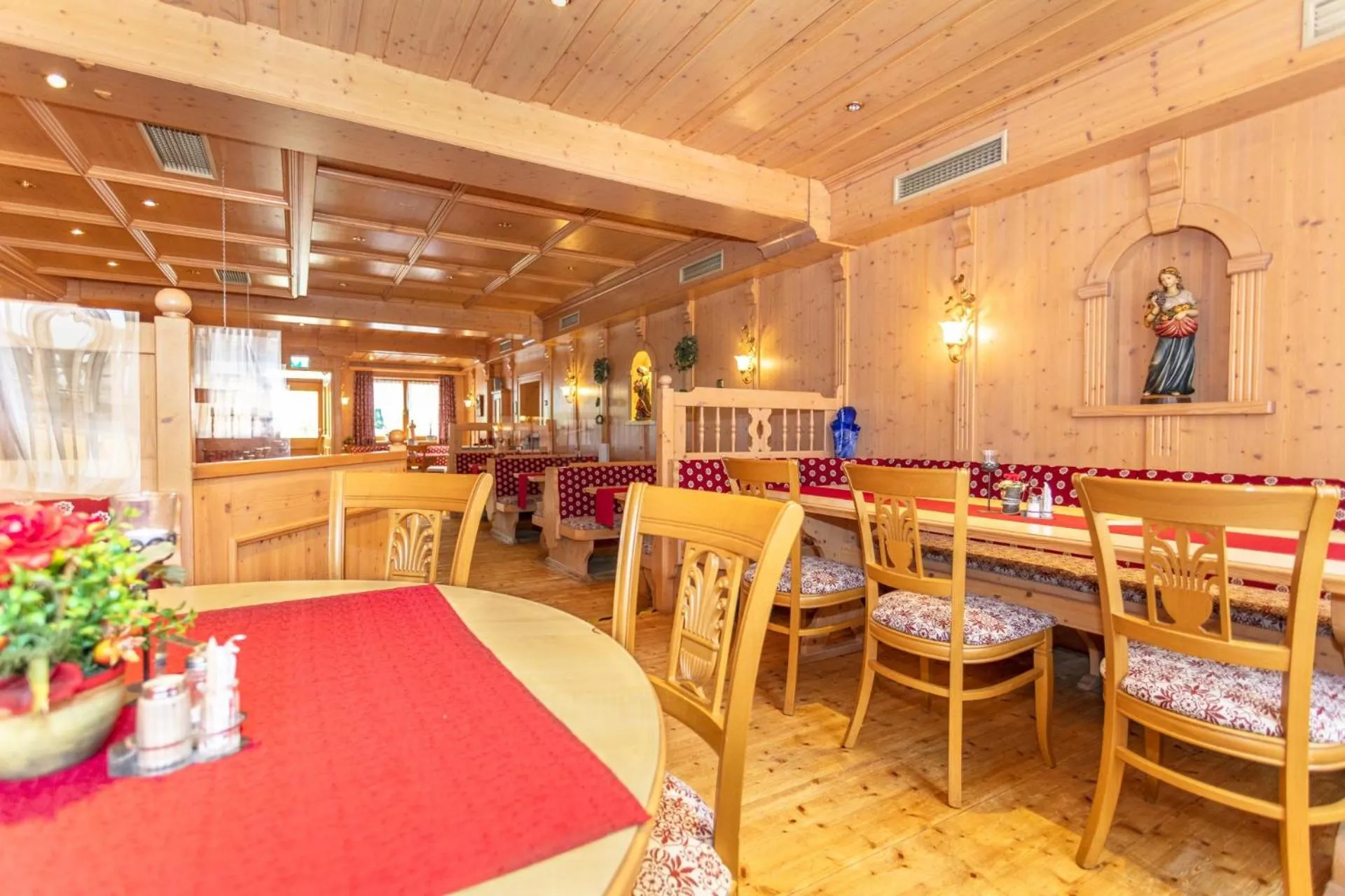 Restaurant/places to eat in Hotel Rupertihof