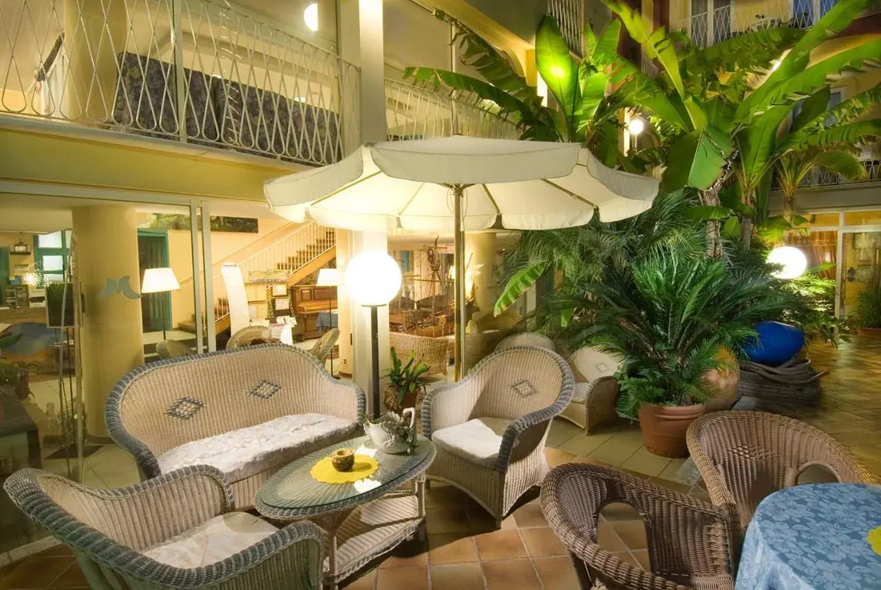 Garden, Seating Area in Hotel Resort Marinella