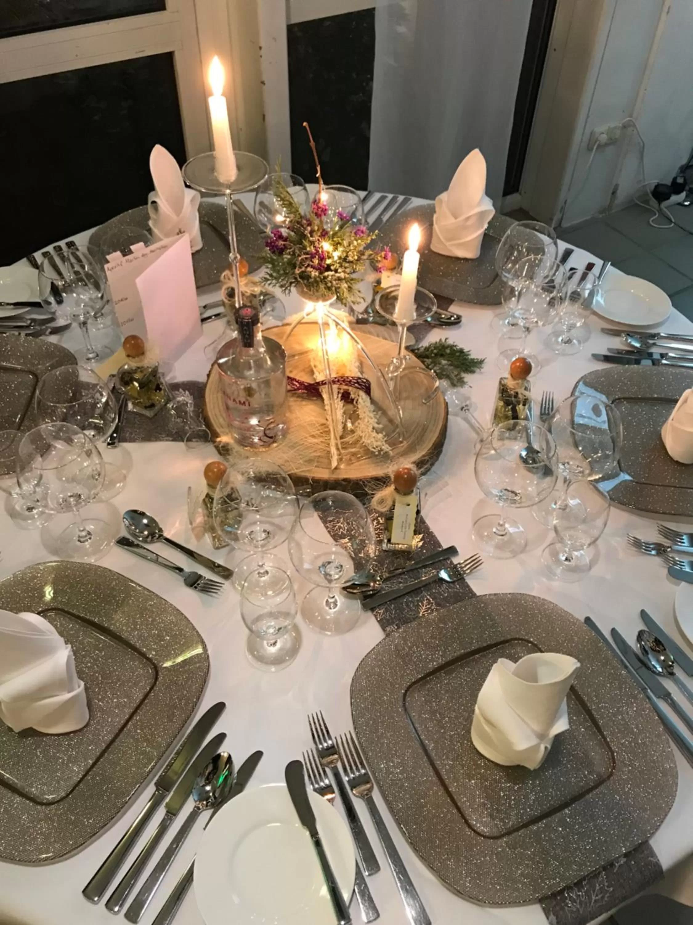 Restaurant/places to eat in Boutique Hotel Goldene Henne