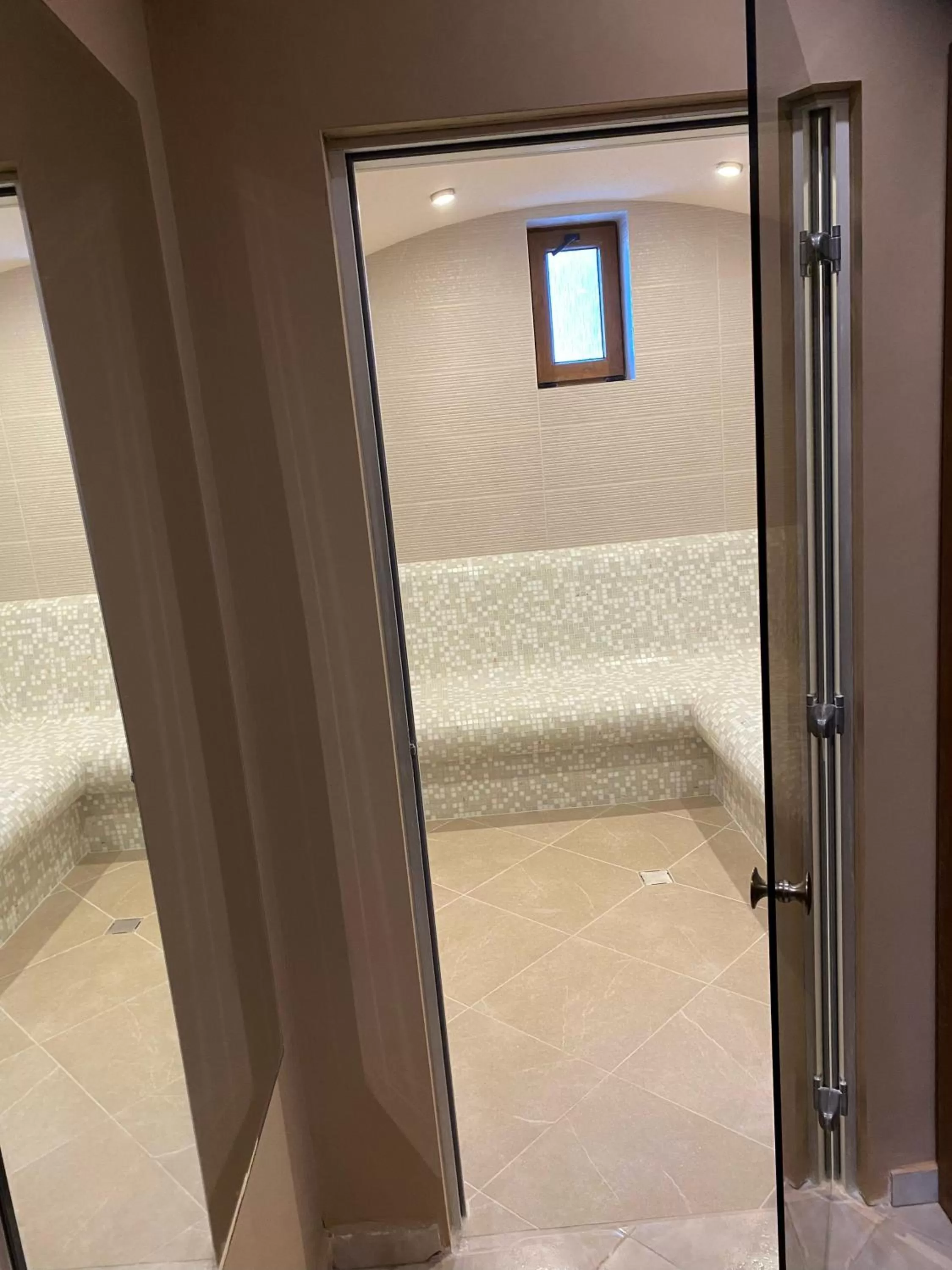 Spa and wellness centre/facilities in Chateau Montagne Hotel Troyan