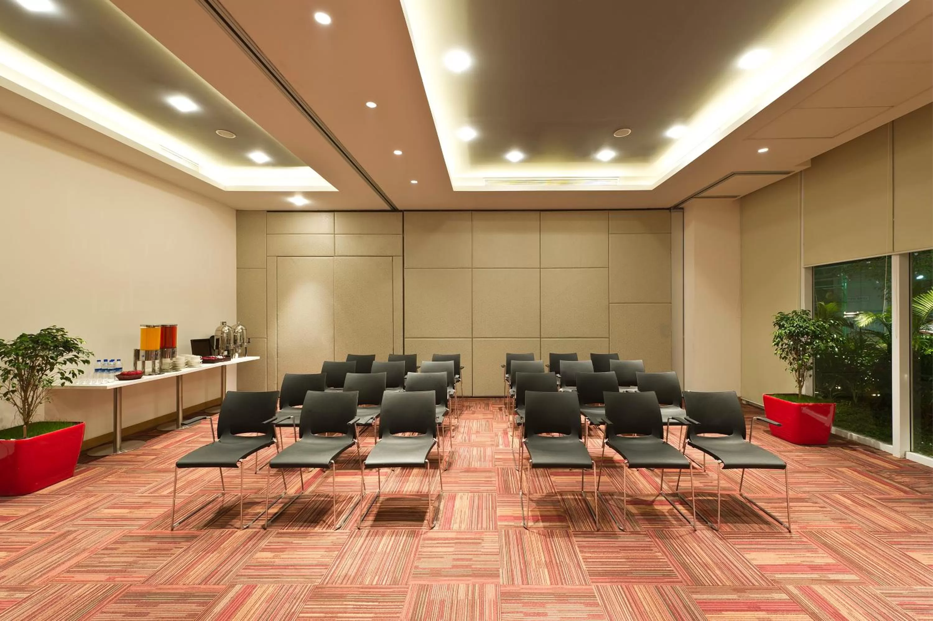 Business facilities in ibis Navi Mumbai - An Accor Brand