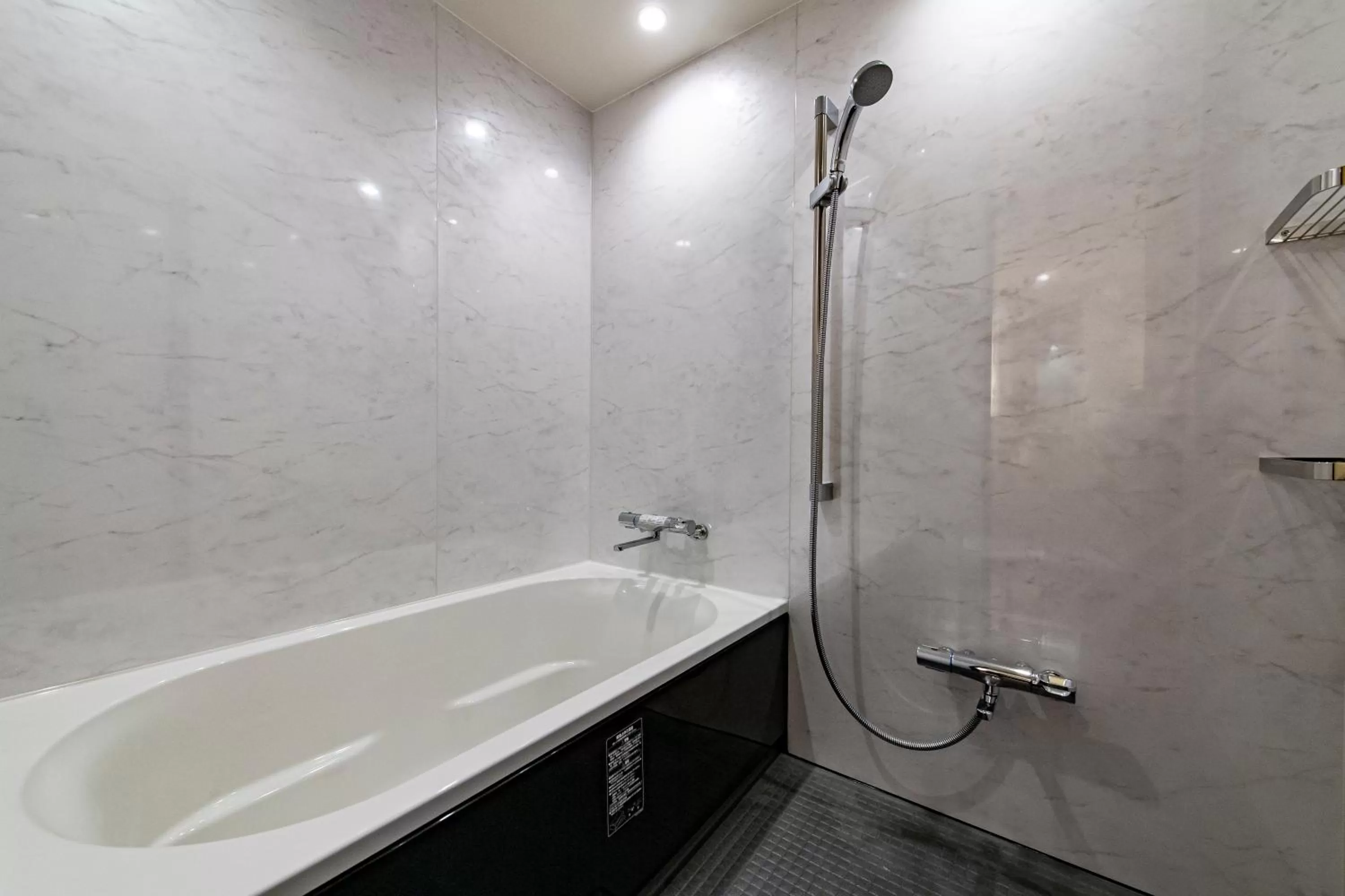 Bathroom in The OneFive Villa Fukuoka