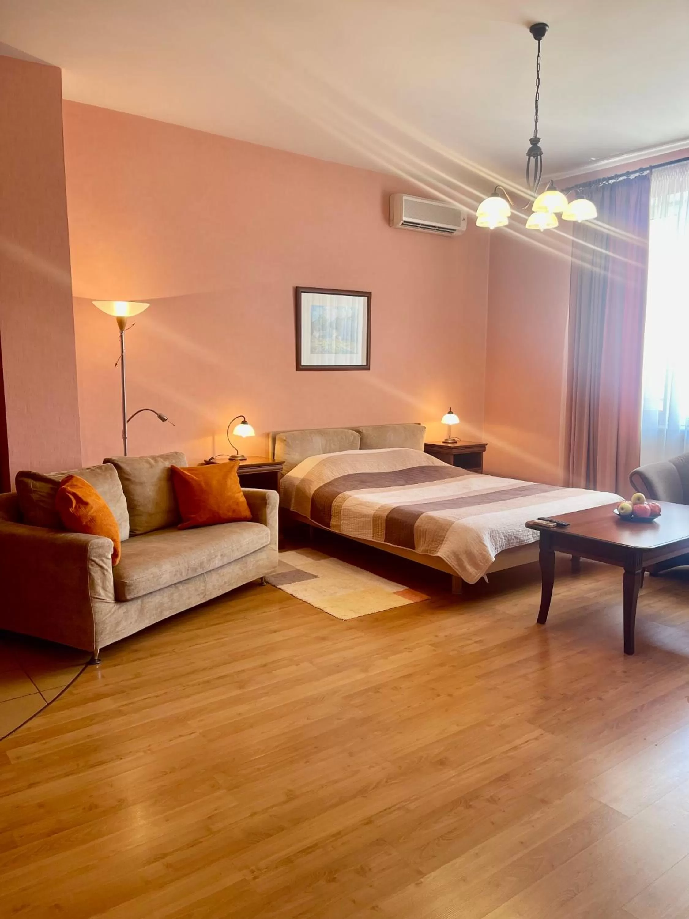 Studio in Arcada Apartments