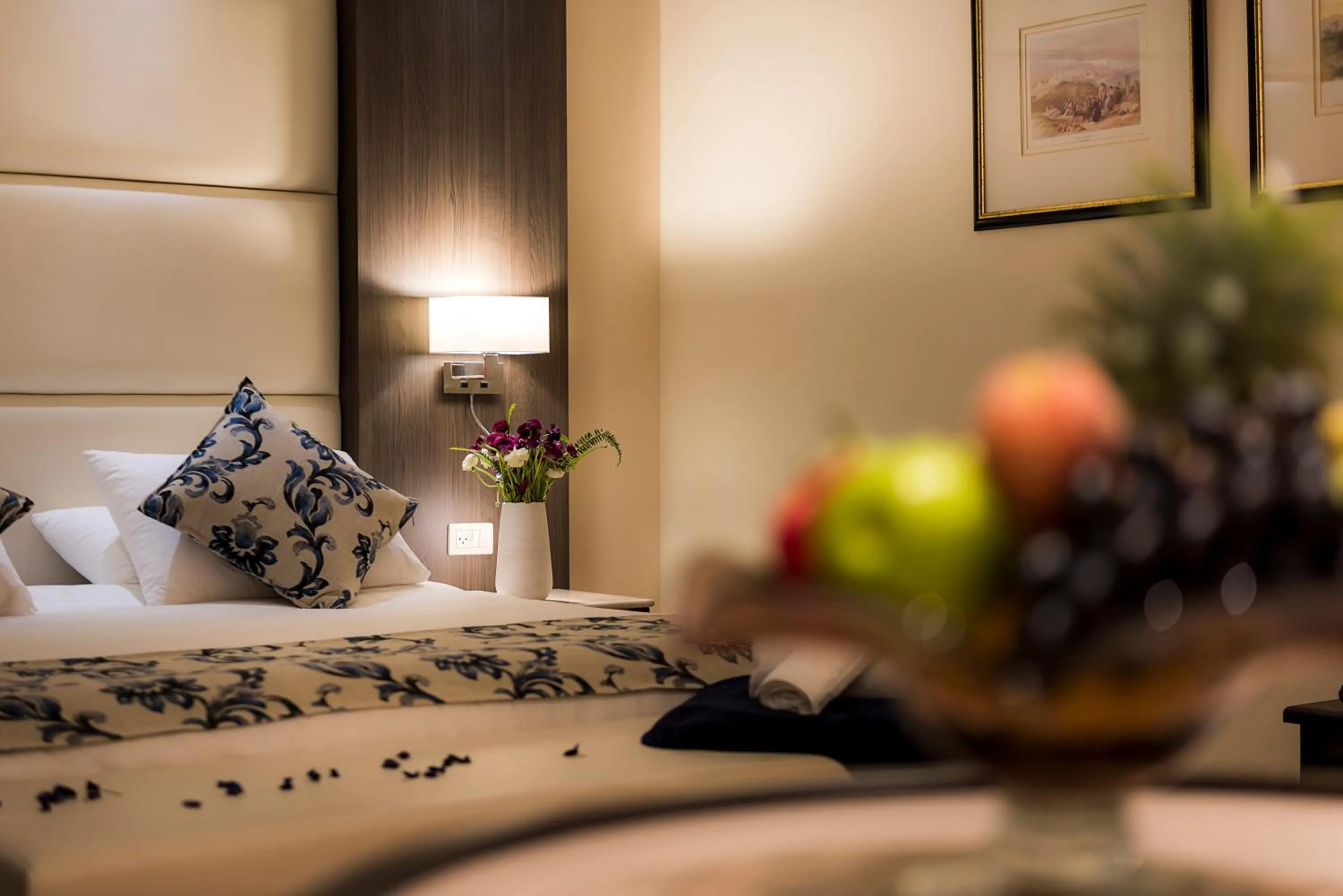 Bedroom, Bed in Ambassador Hotel