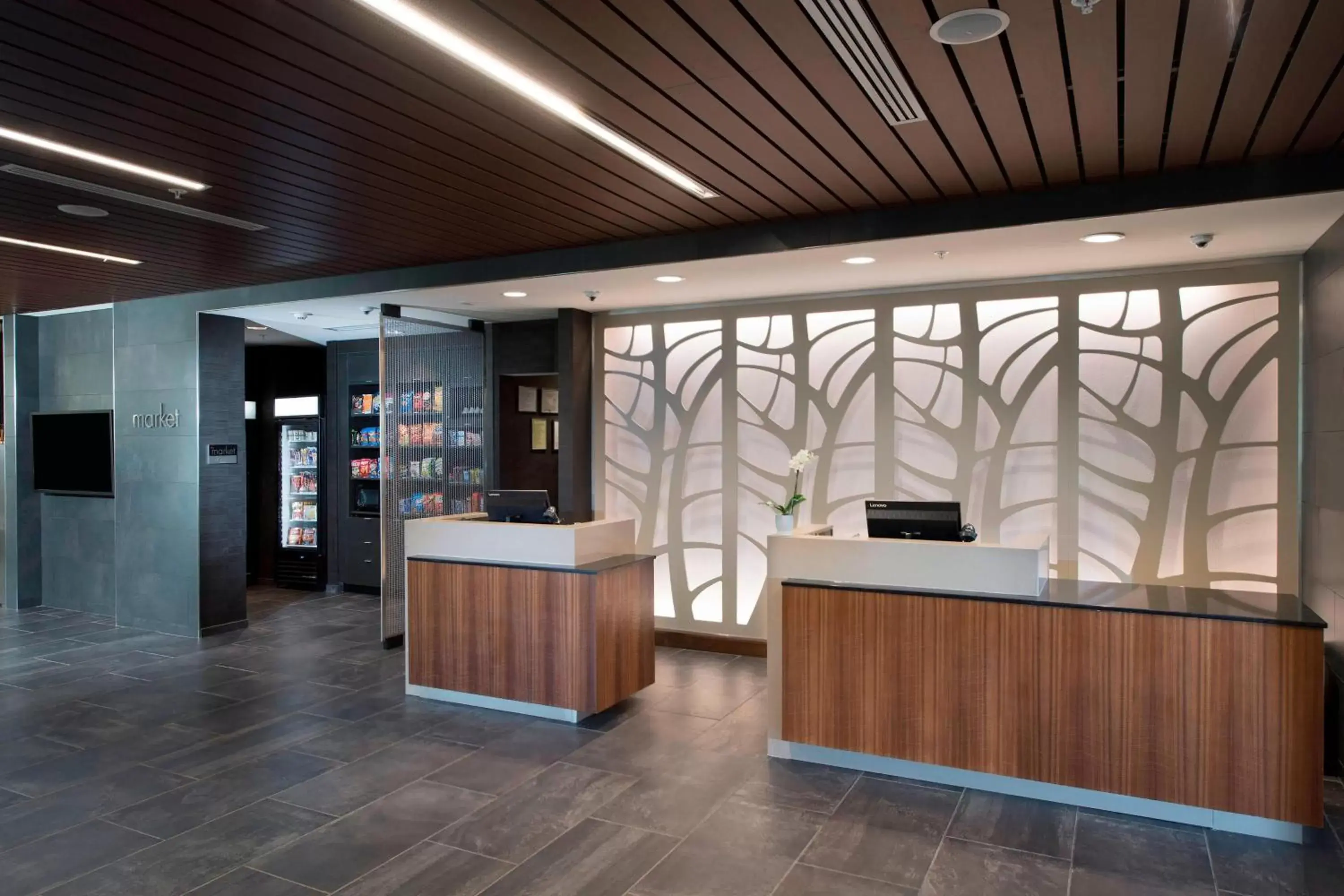 Lobby or reception, Lobby/Reception in Courtyard by Marriott Atlanta Alpharetta/Avalon Area