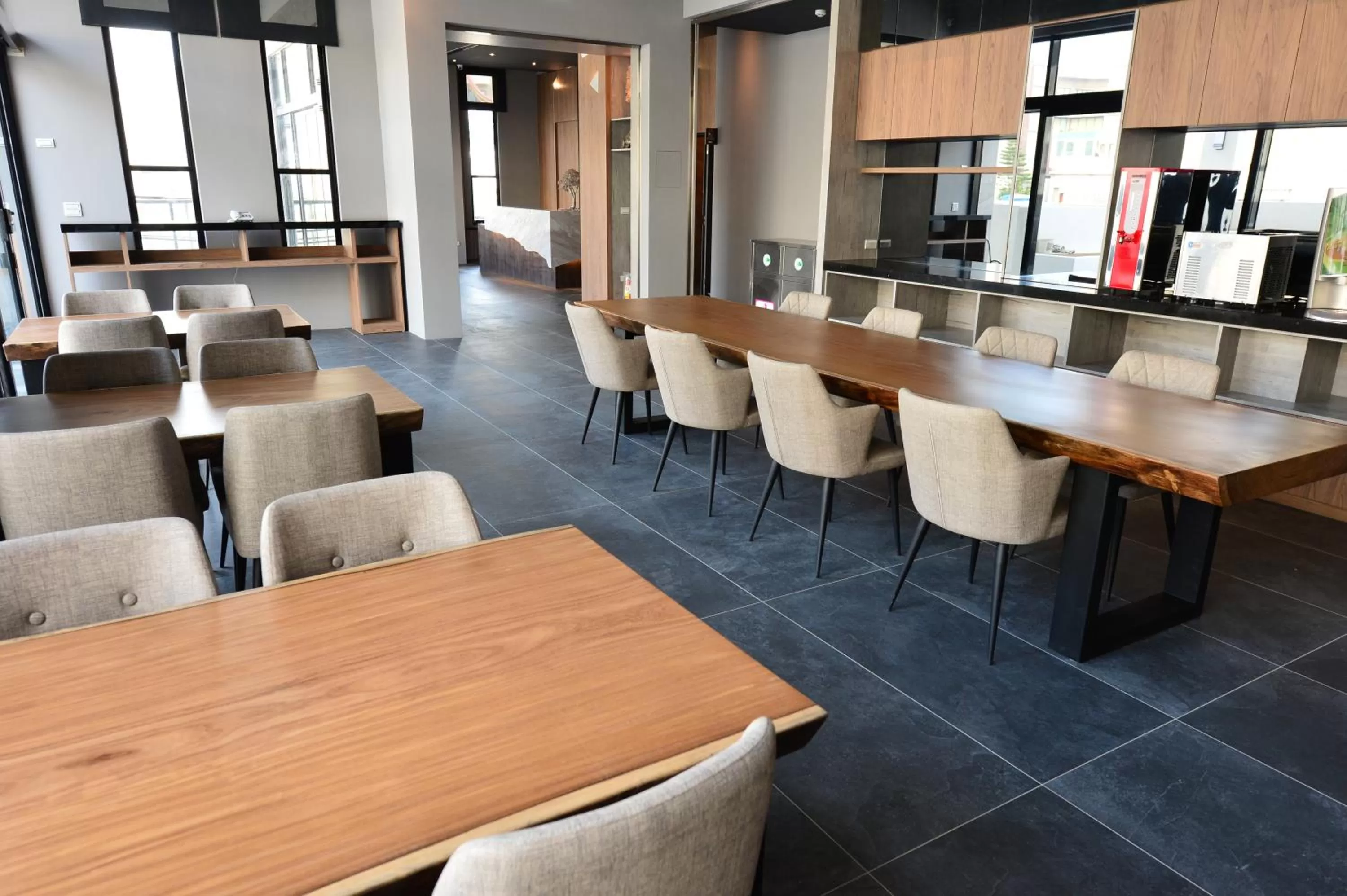 Lounge or bar in Sky Square Business Travel