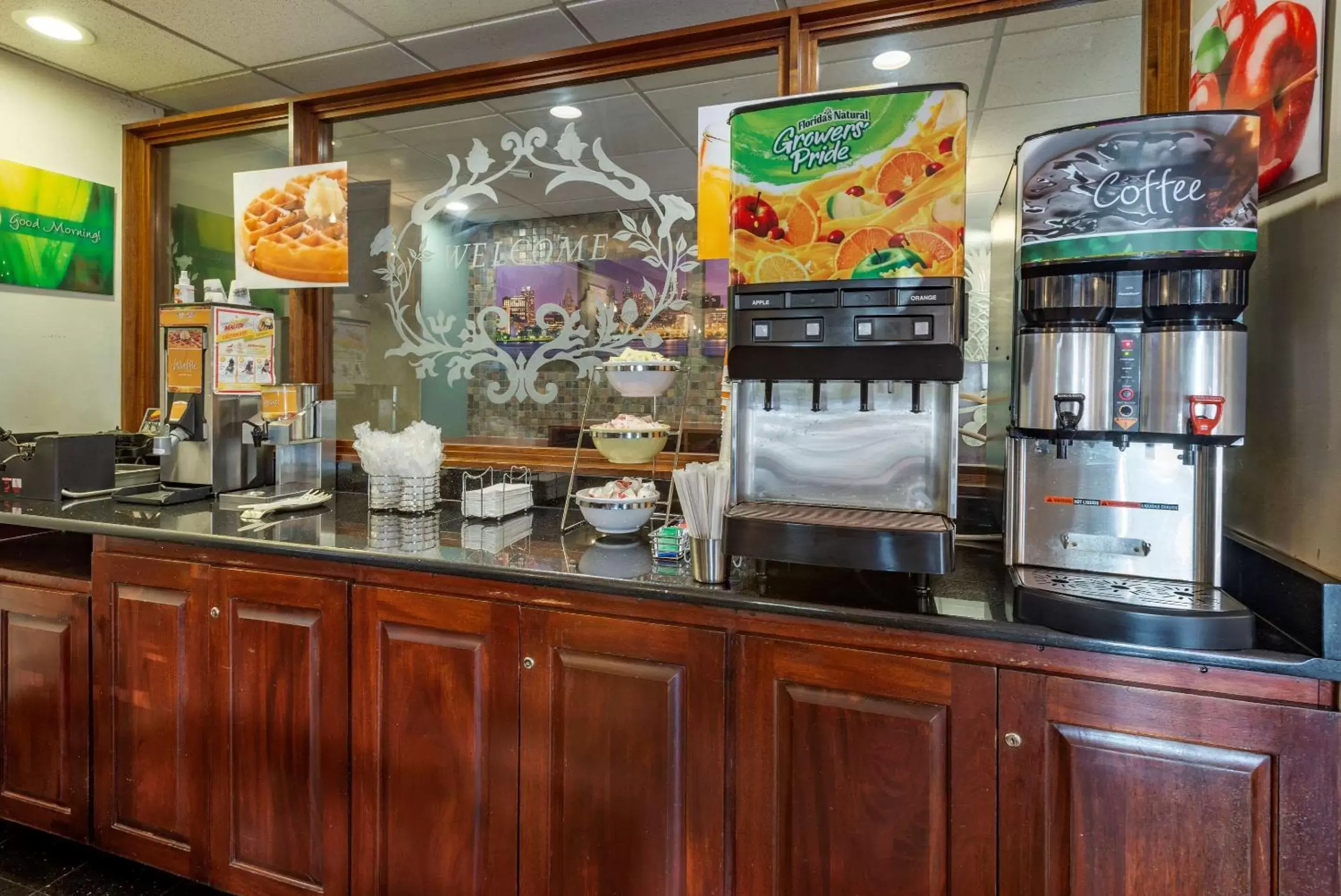 Breakfast in Quality Inn Montgomeryville-Philadelphia