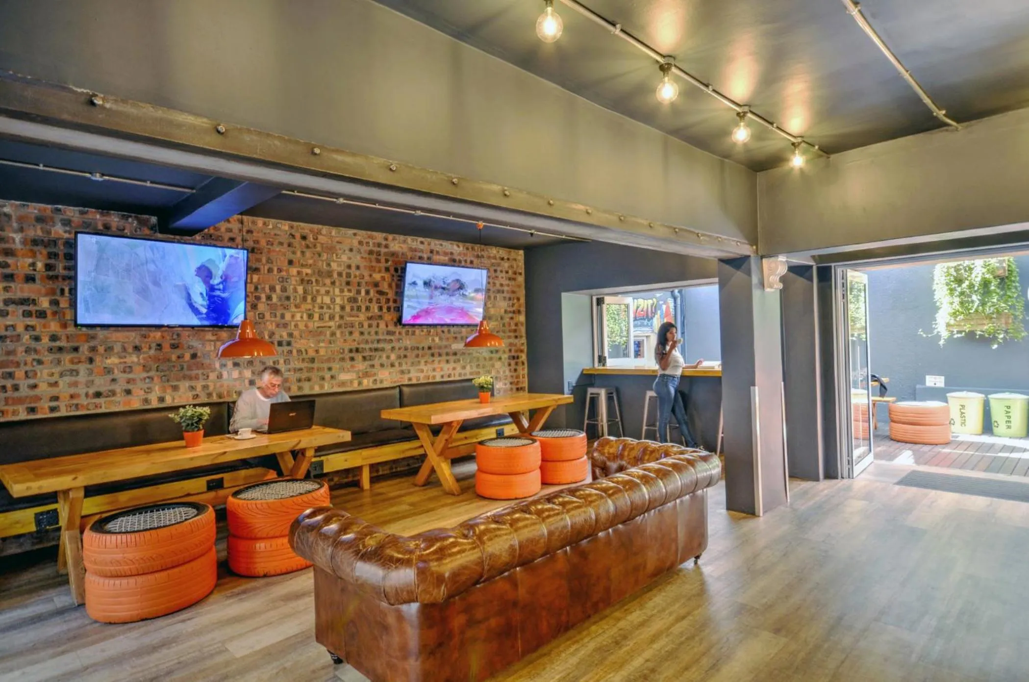 Lounge or bar in Never at Home Green Point