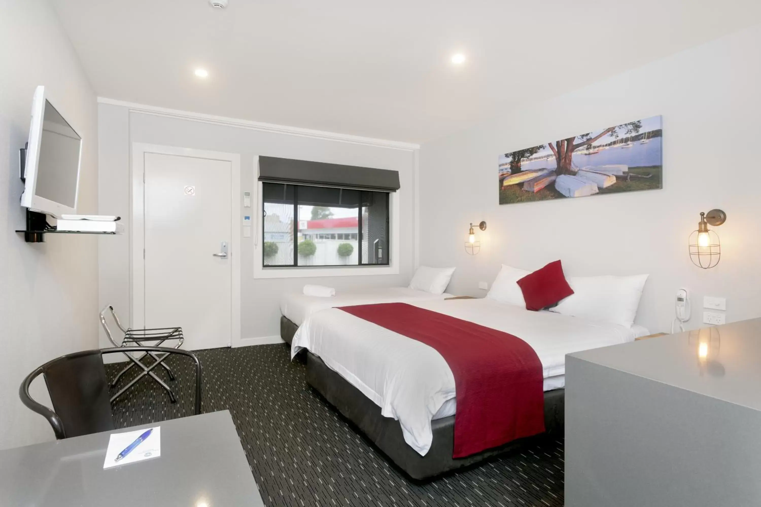 Bed in Merewether Motel